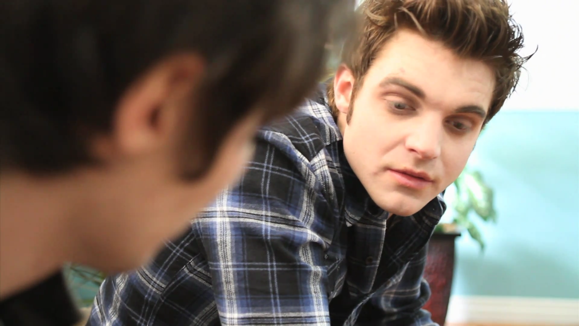 VampireDiariesWorld_dot_org-TheHillywoodShowParady0223.png