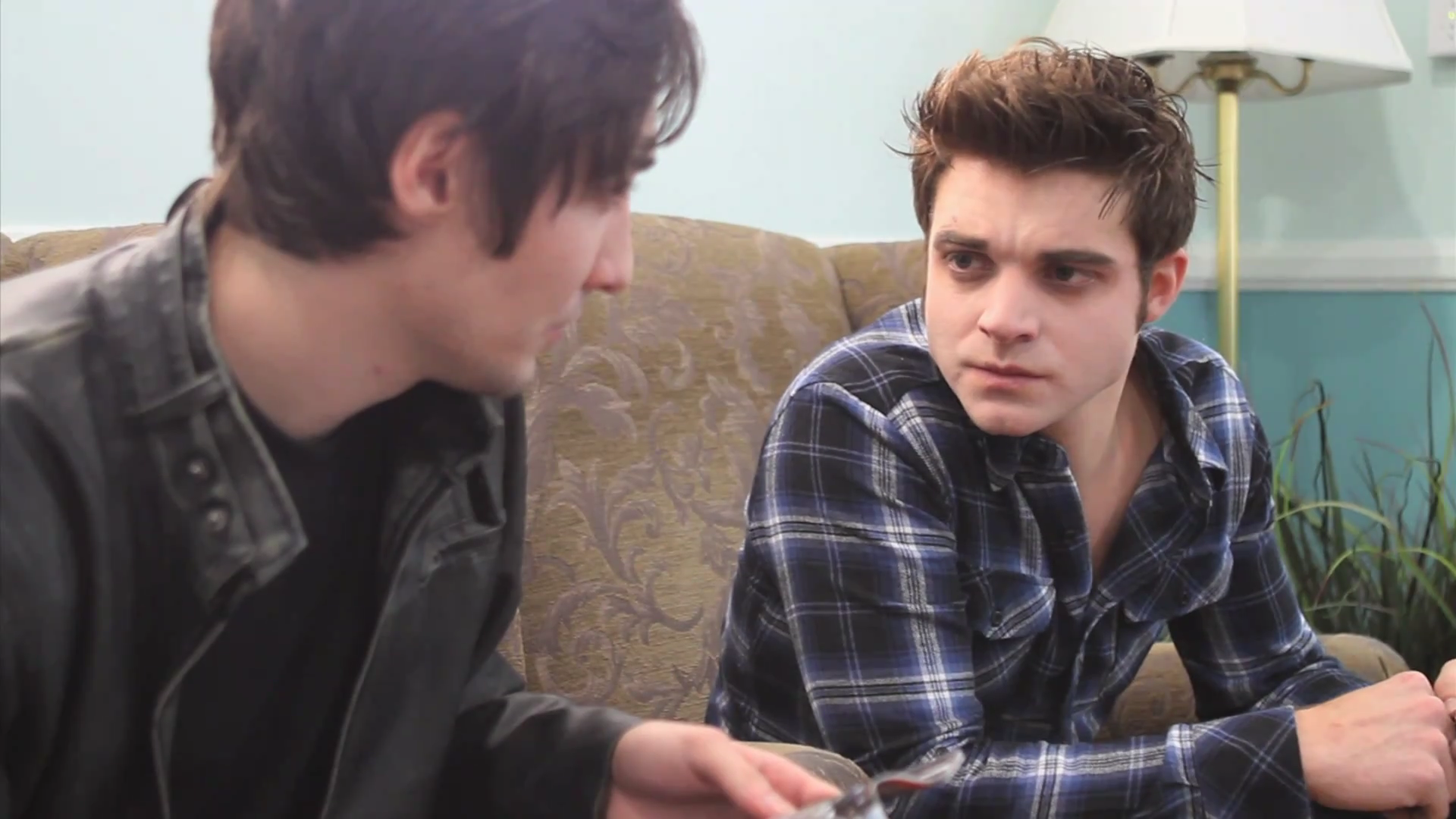 VampireDiariesWorld_dot_org-TheHillywoodShowParady0244.png