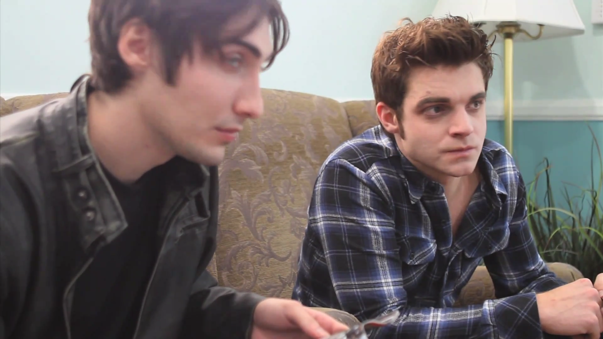VampireDiariesWorld_dot_org-TheHillywoodShowParady0249.png