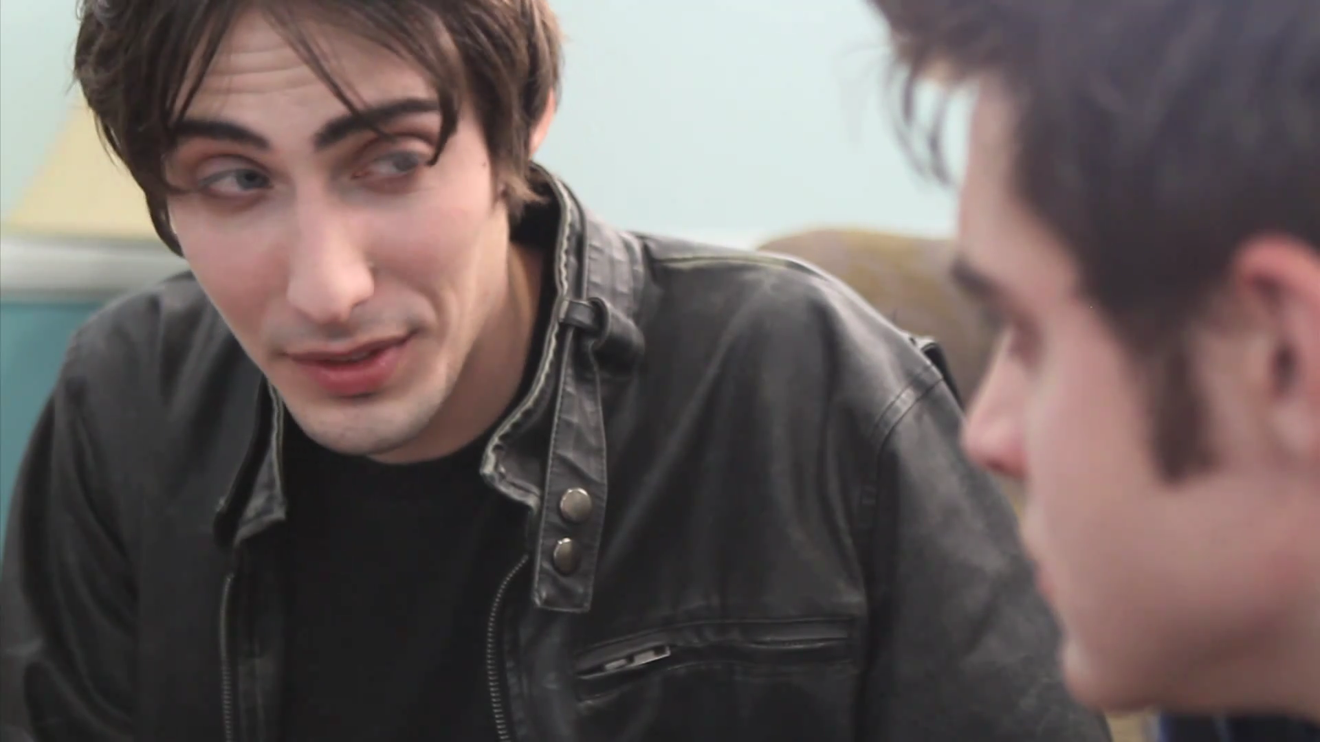 VampireDiariesWorld_dot_org-TheHillywoodShowParody0146.png