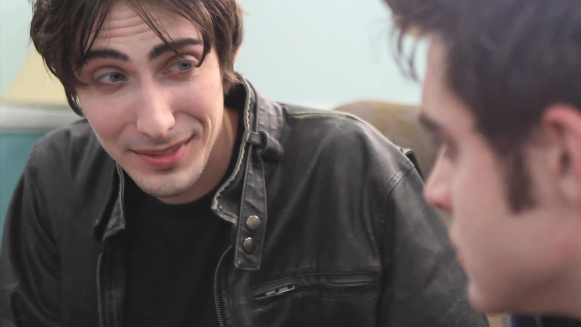VampireDiariesWorld_dot_org-TheHillywoodShowParody0147.png