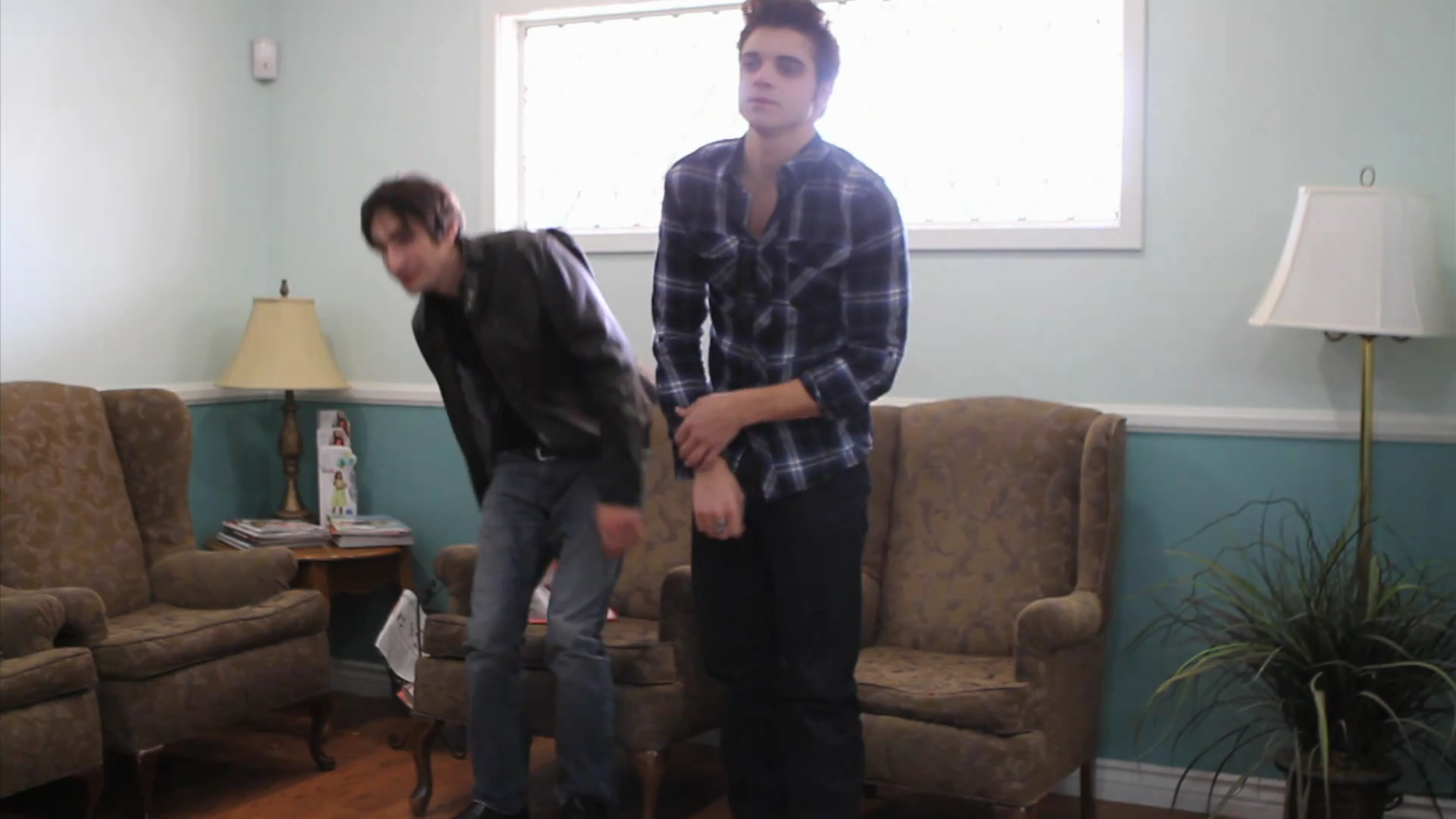 VampireDiariesWorld_dot_org-TheHillywoodShowParody0168.png