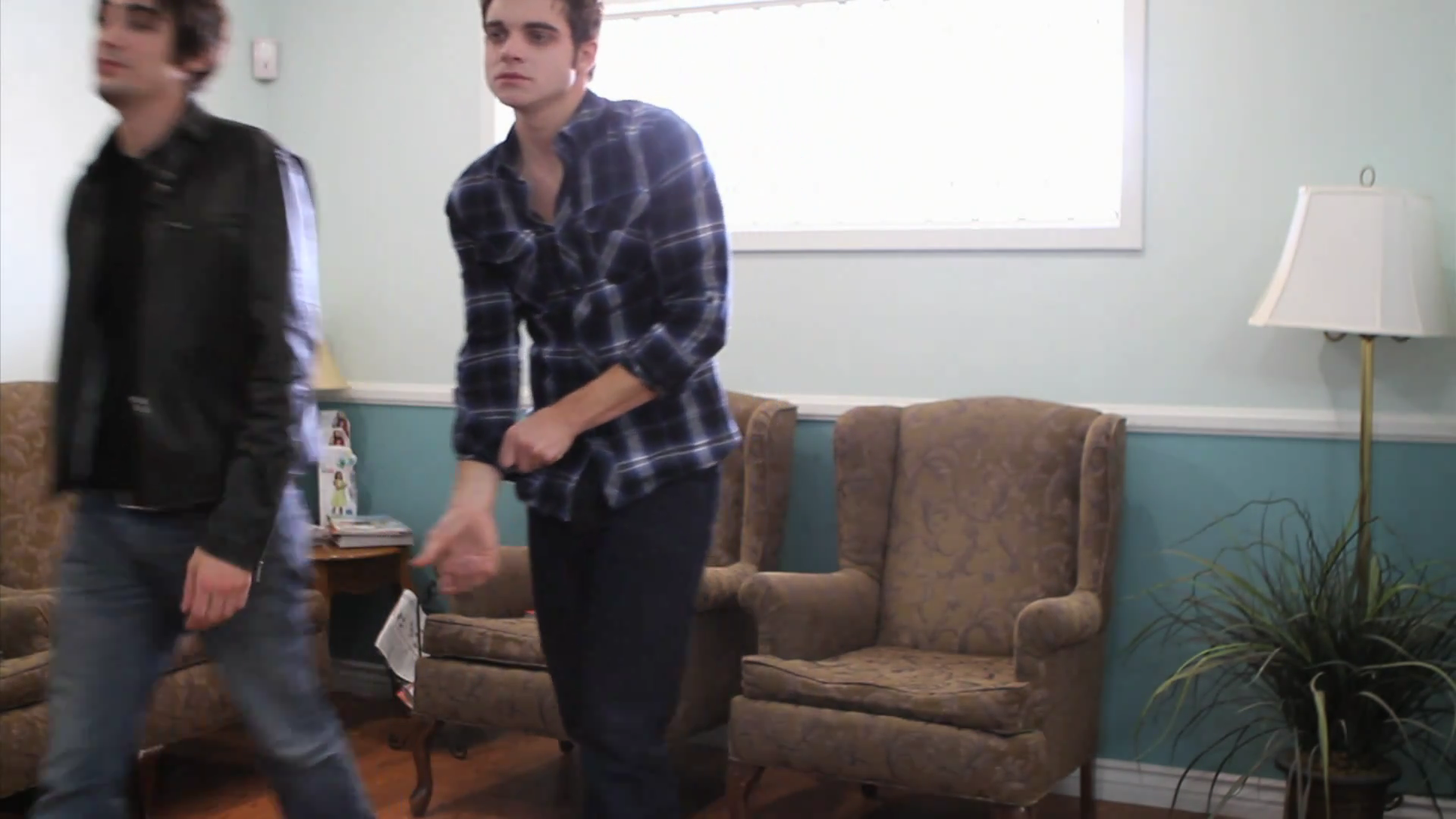 VampireDiariesWorld_dot_org-TheHillywoodShowParody0172.png