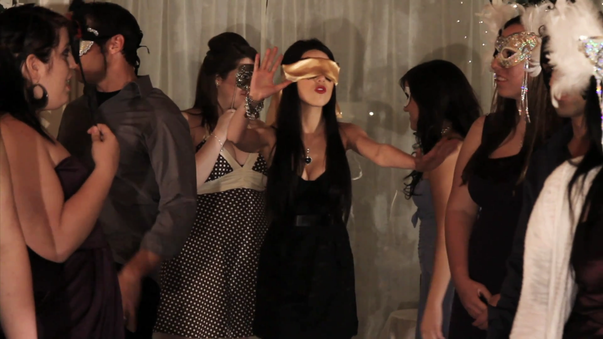VampireDiariesWorld_dot_org-TheHillywoodShowParody0234.png