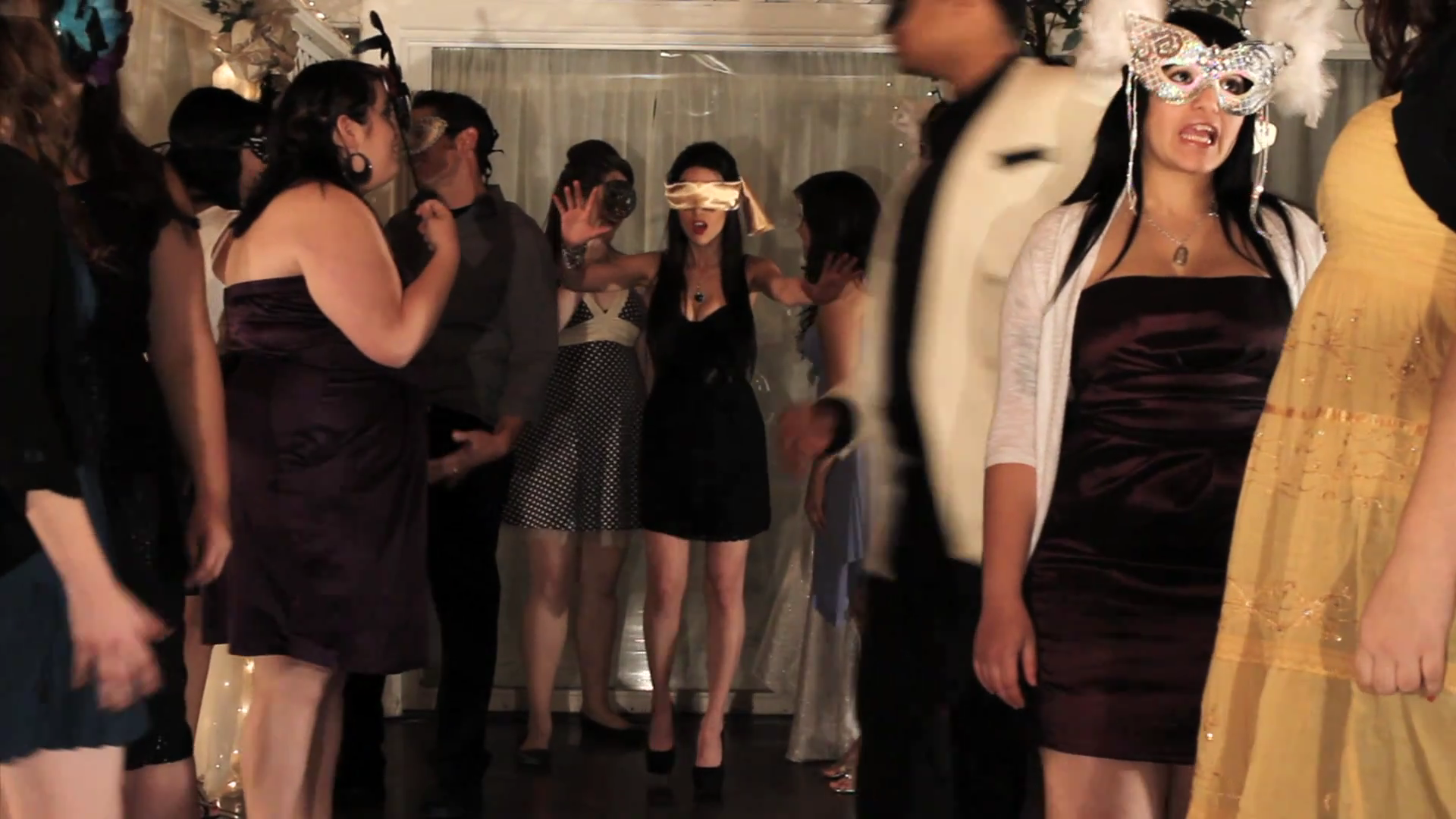 VampireDiariesWorld_dot_org-TheHillywoodShowParody0253.png