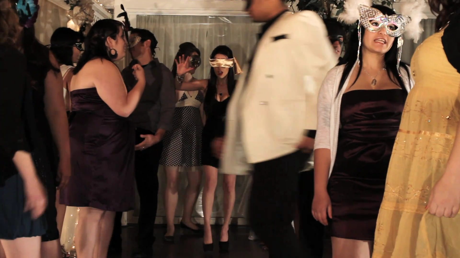 VampireDiariesWorld_dot_org-TheHillywoodShowParody0257.png