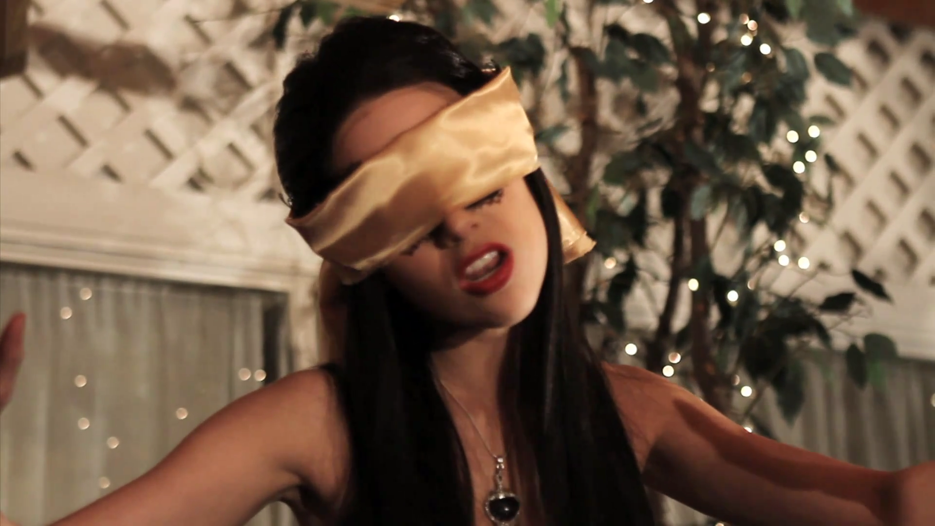 VampireDiariesWorld_dot_org-TheHillywoodShowParody0280.png