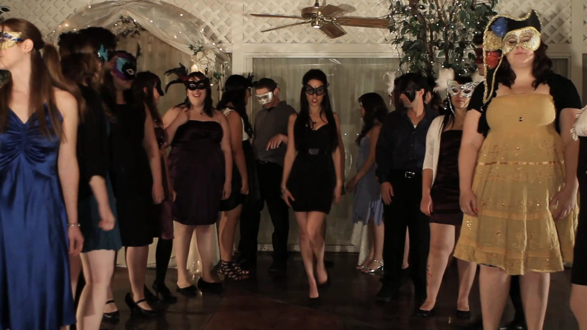 VampireDiariesWorld_dot_org-TheHillywoodShowParody0292.png
