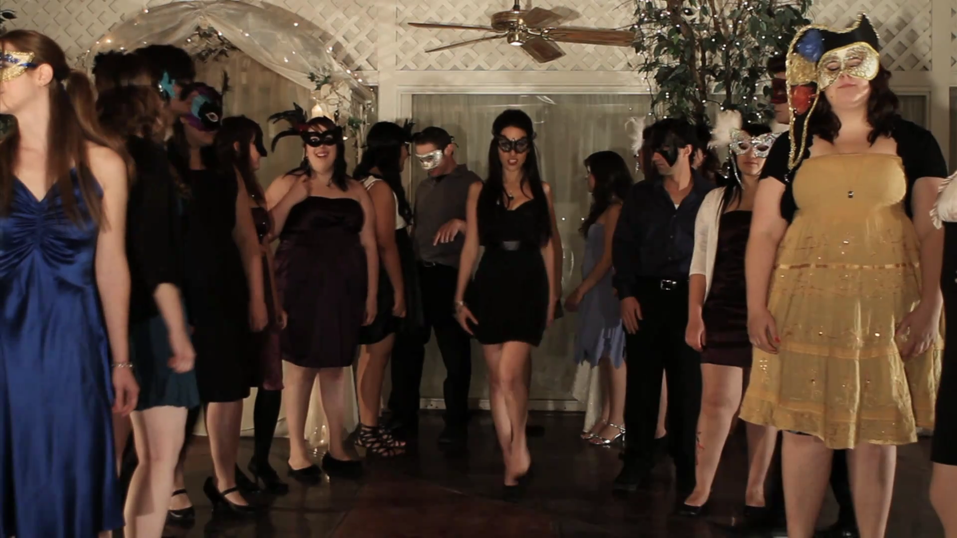 VampireDiariesWorld_dot_org-TheHillywoodShowParody0293.png