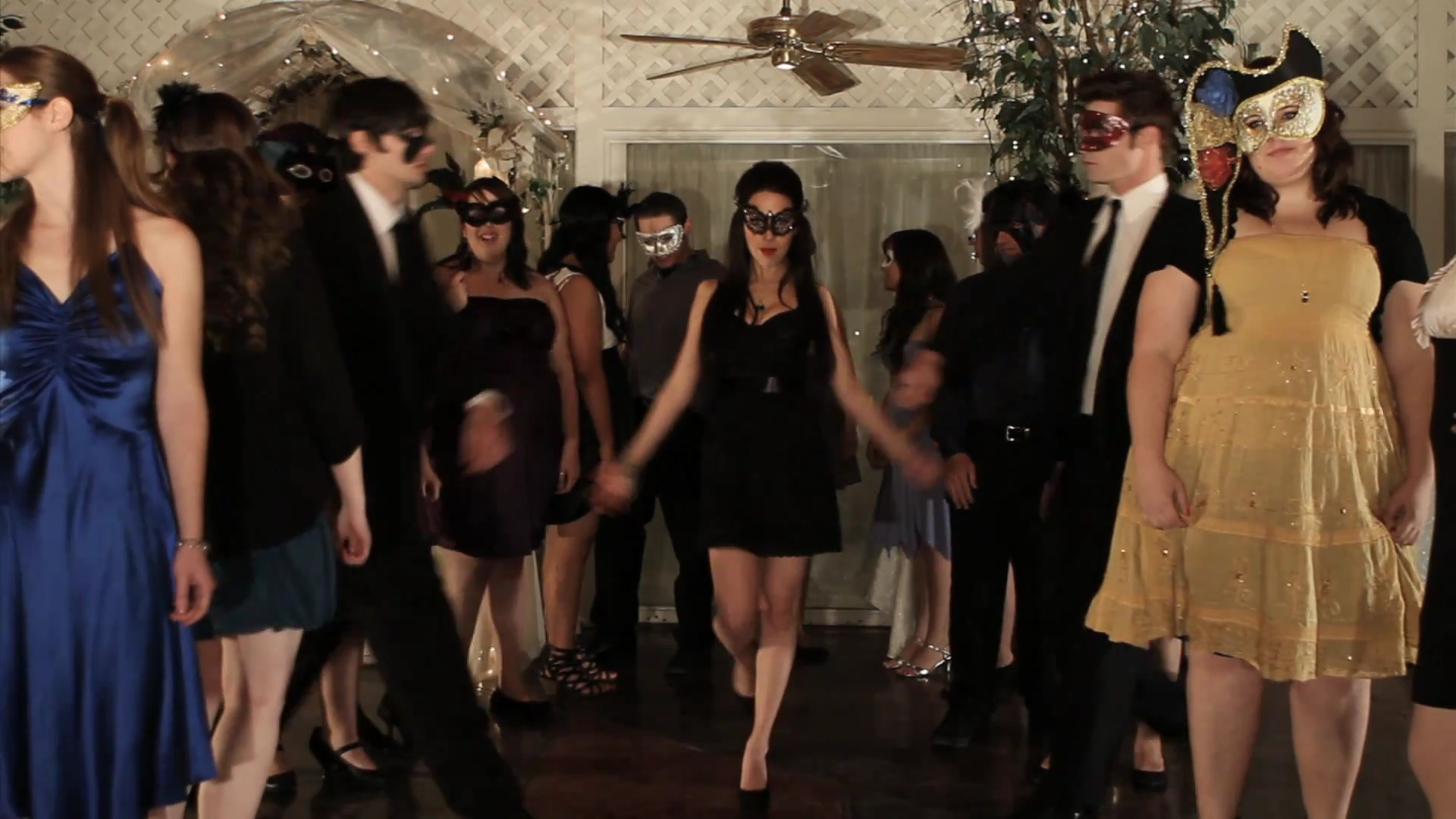 VampireDiariesWorld_dot_org-TheHillywoodShowParody0304.png