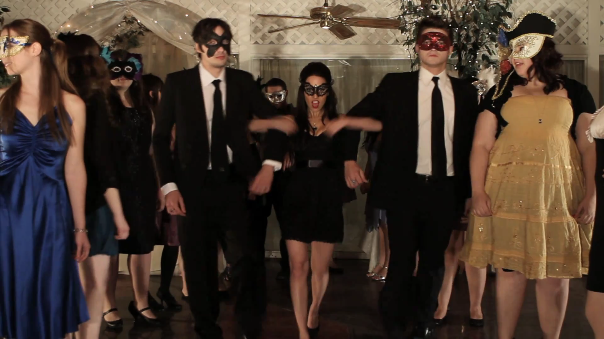 VampireDiariesWorld_dot_org-TheHillywoodShowParody0315.png