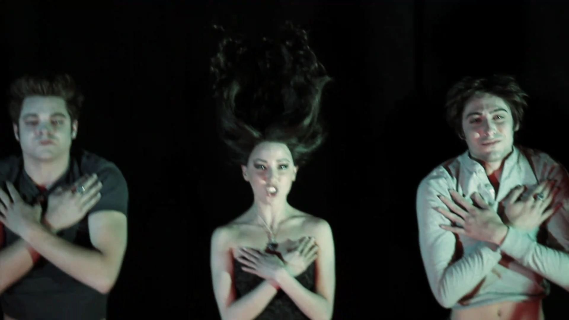 VampireDiariesWorld_dot_org-TheHillywoodShowParody0366.png