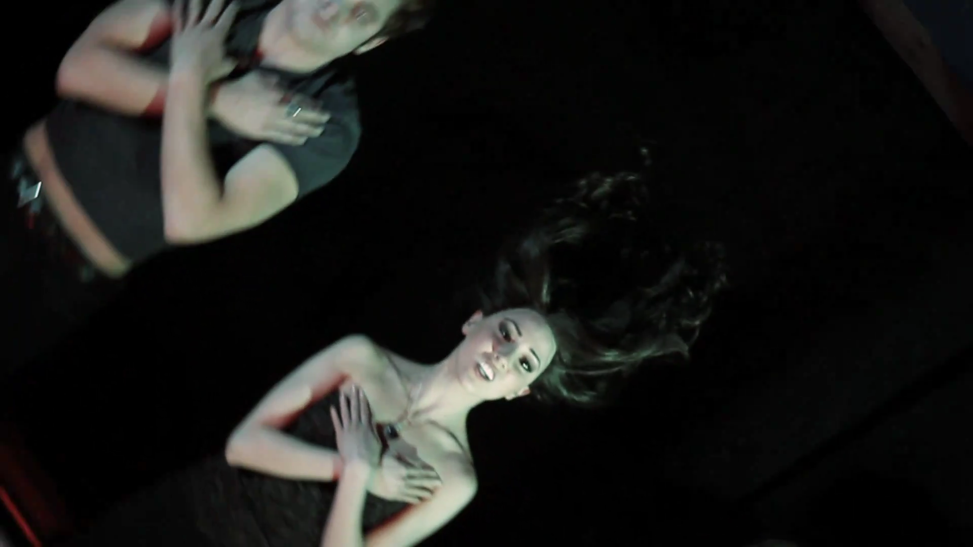 VampireDiariesWorld_dot_org-TheHillywoodShowParody0372.png