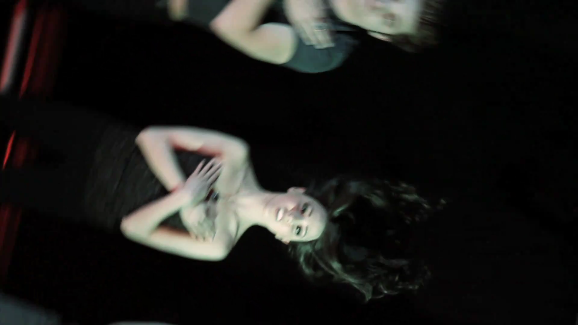 VampireDiariesWorld_dot_org-TheHillywoodShowParody0374.png