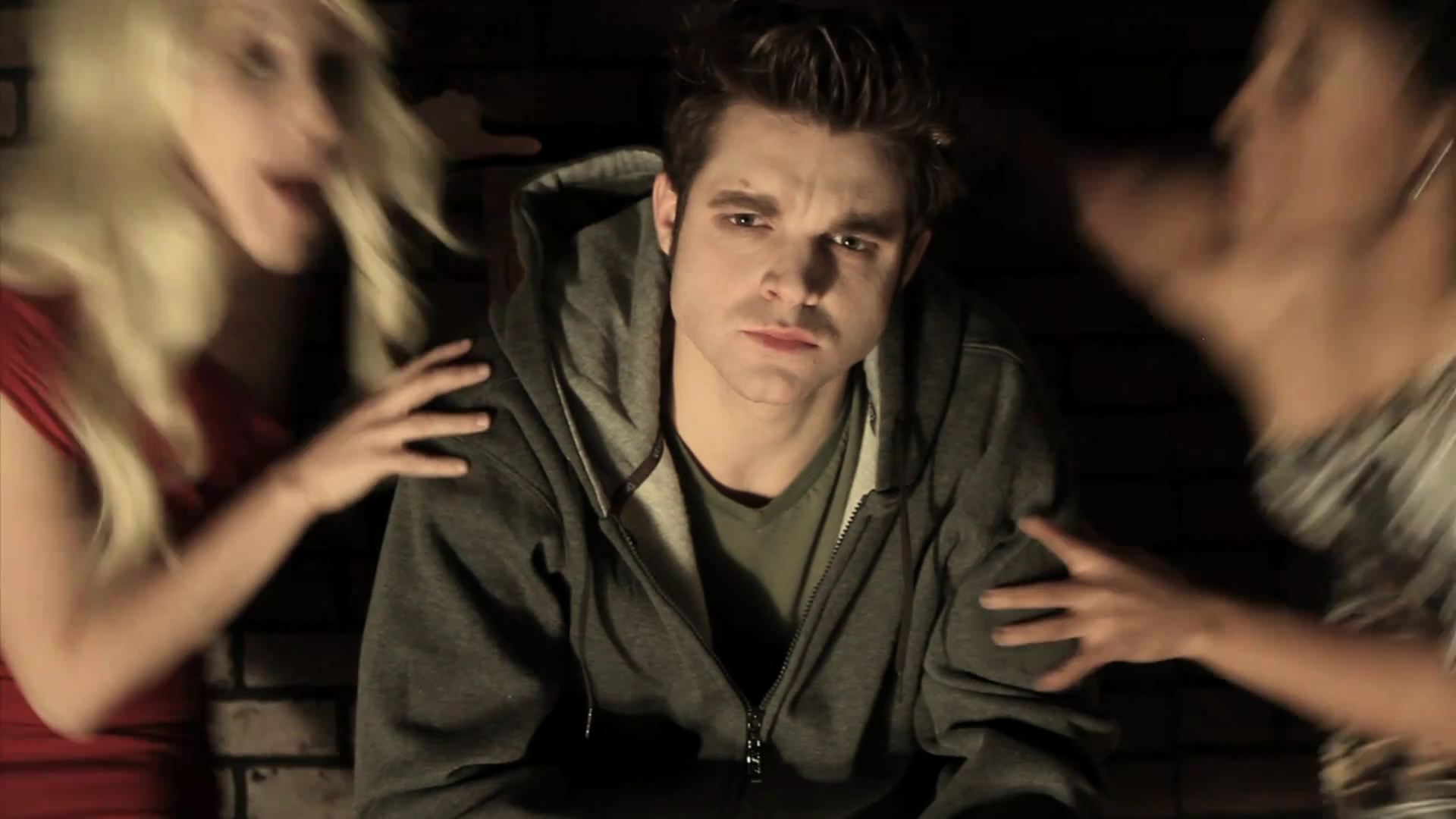 VampireDiariesWorld_dot_org-TheHillywoodShowParody0390.png