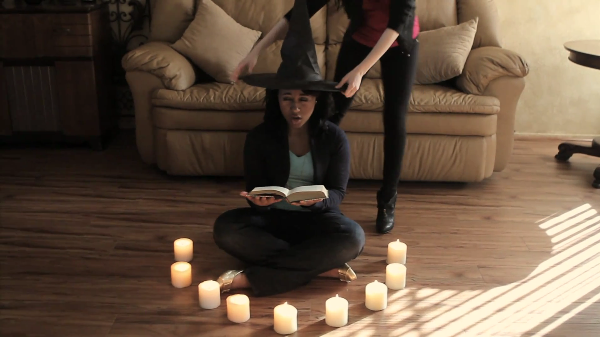 VampireDiariesWorld_dot_org-TheHillywoodShowParody0448.png