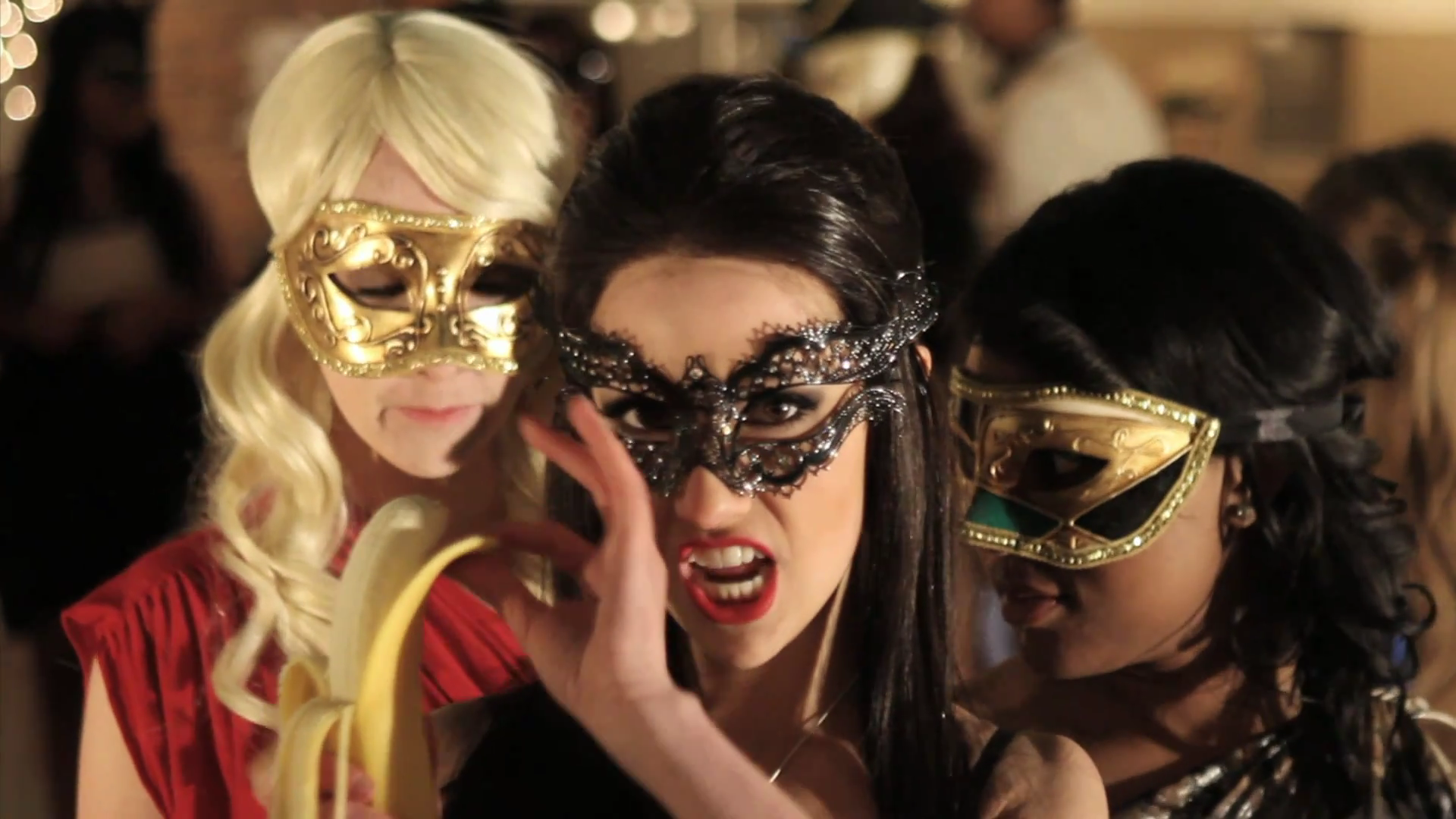 VampireDiariesWorld_dot_org-TheHillywoodShowParody0458.png