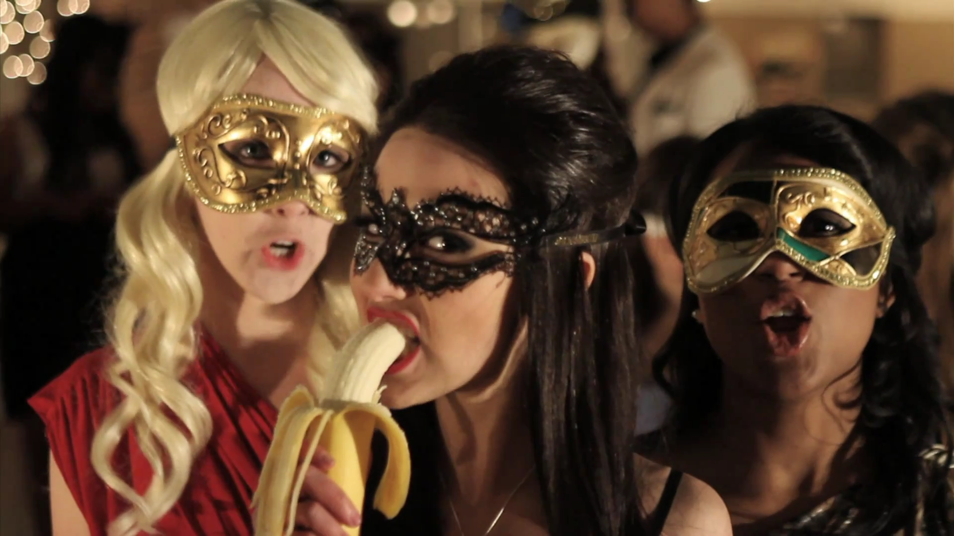VampireDiariesWorld_dot_org-TheHillywoodShowParody0469.png