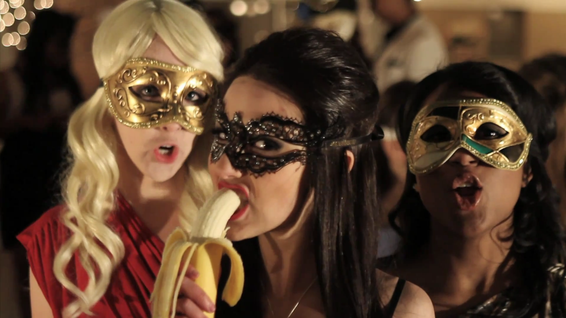 VampireDiariesWorld_dot_org-TheHillywoodShowParody0470.png