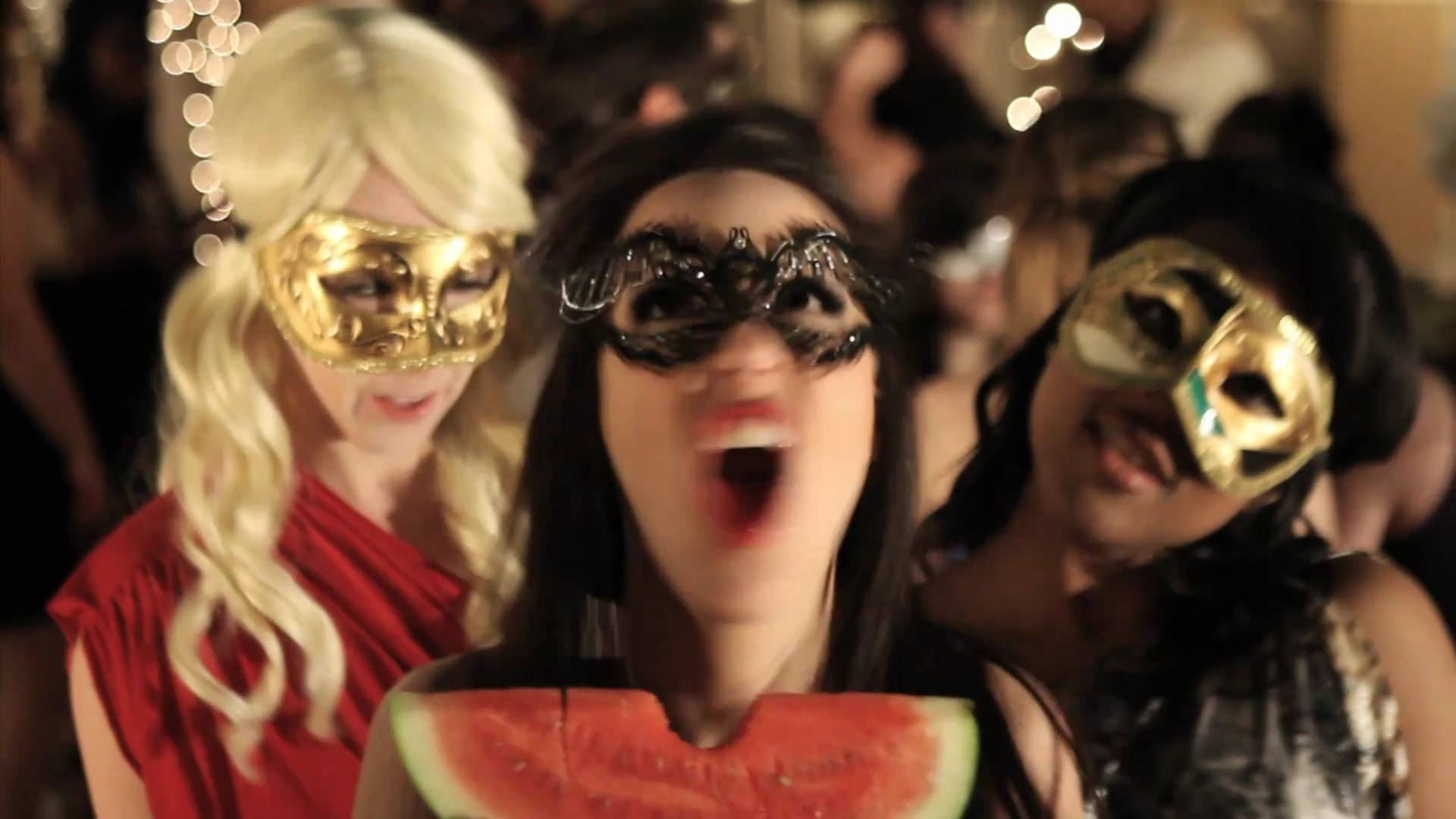 VampireDiariesWorld_dot_org-TheHillywoodShowParody0544.png