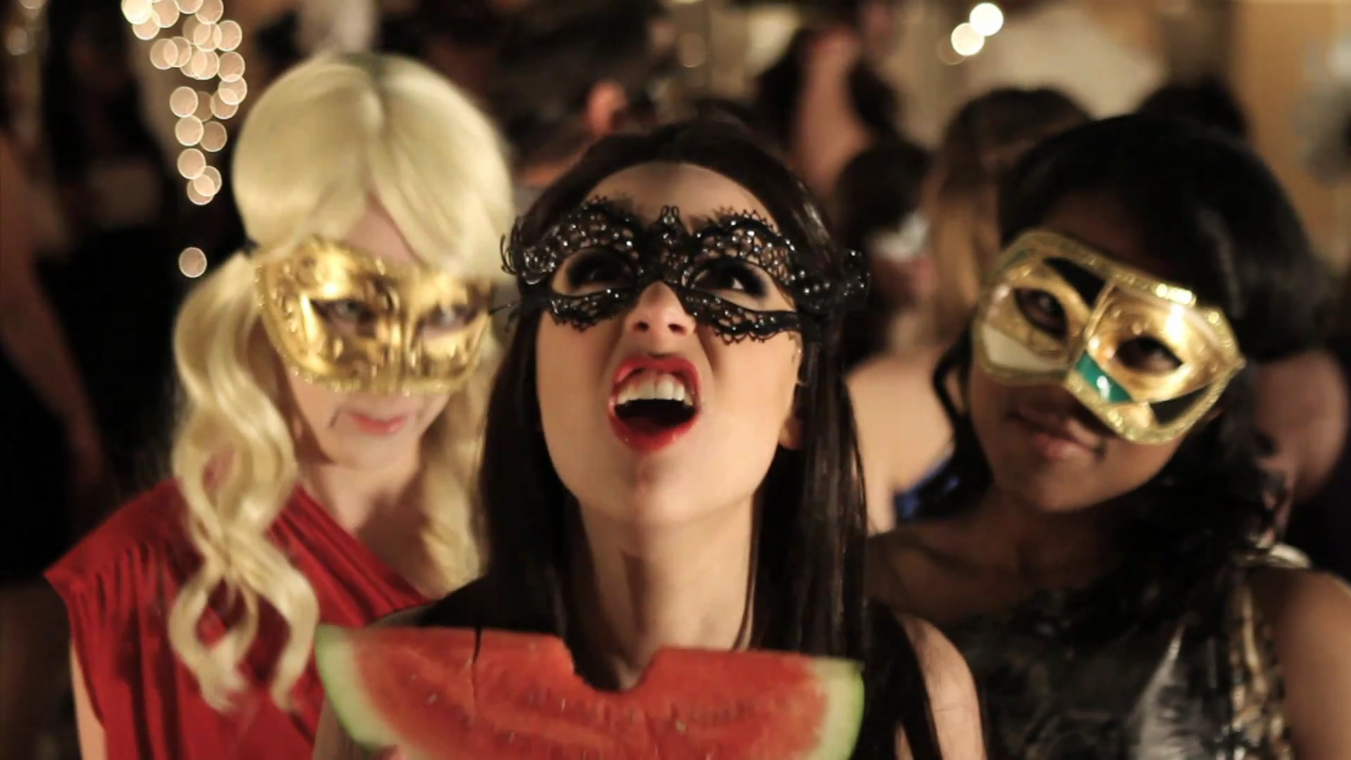 VampireDiariesWorld_dot_org-TheHillywoodShowParody0552.png