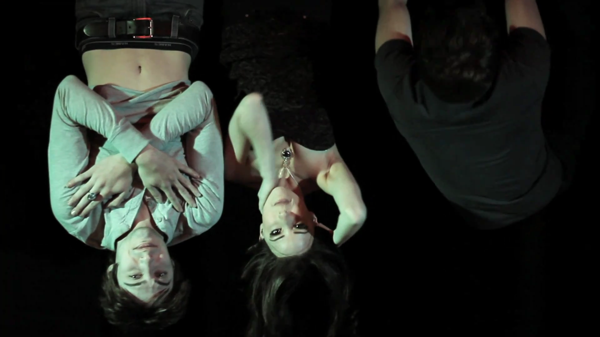 VampireDiariesWorld_dot_org-TheHillywoodShowParody0557.png
