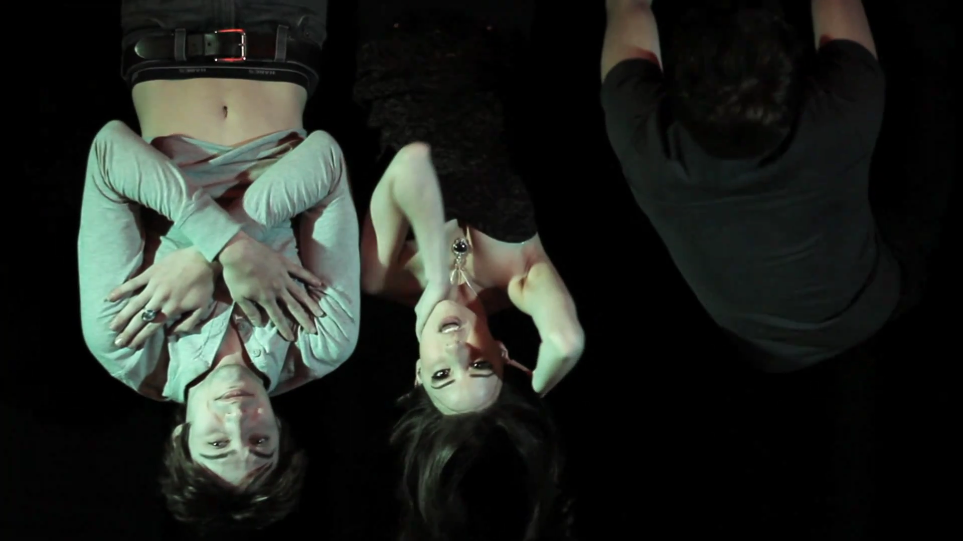 VampireDiariesWorld_dot_org-TheHillywoodShowParody0558.png