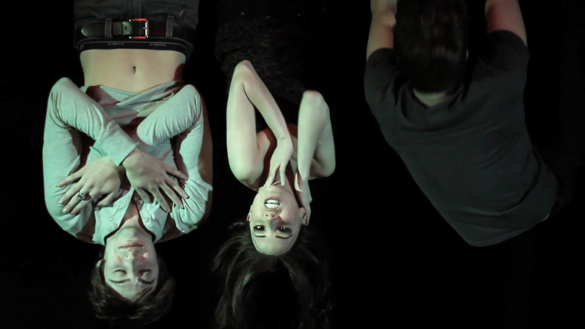 VampireDiariesWorld_dot_org-TheHillywoodShowParody0568.png