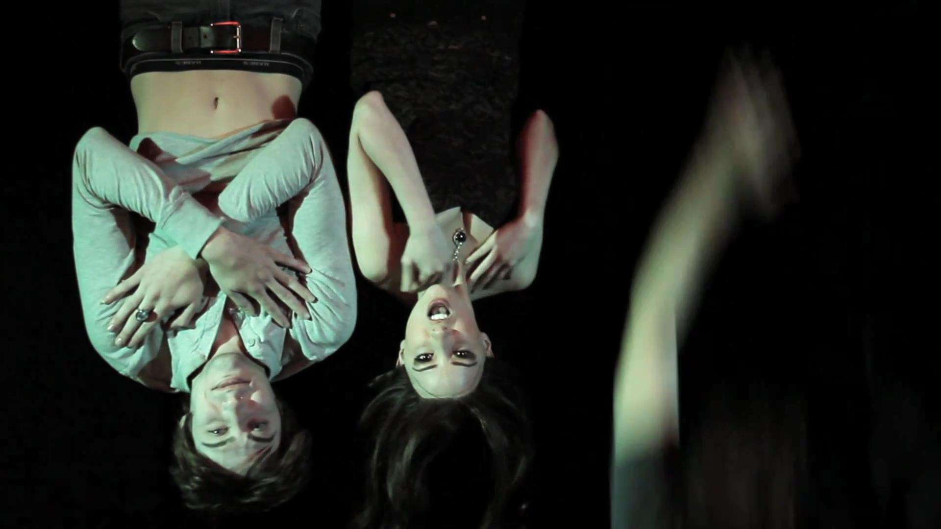 VampireDiariesWorld_dot_org-TheHillywoodShowParody0577.png