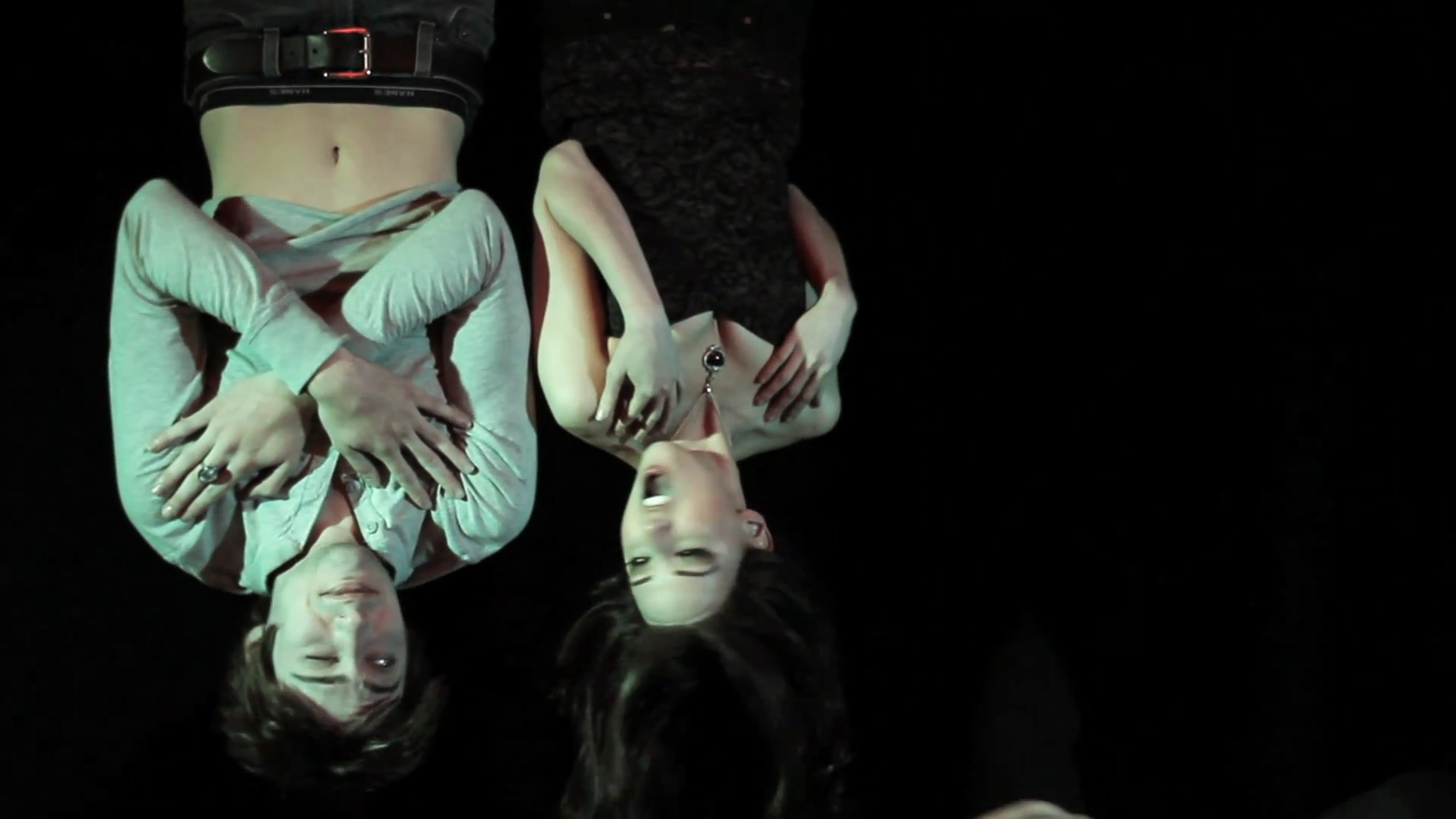 VampireDiariesWorld_dot_org-TheHillywoodShowParody0580.png