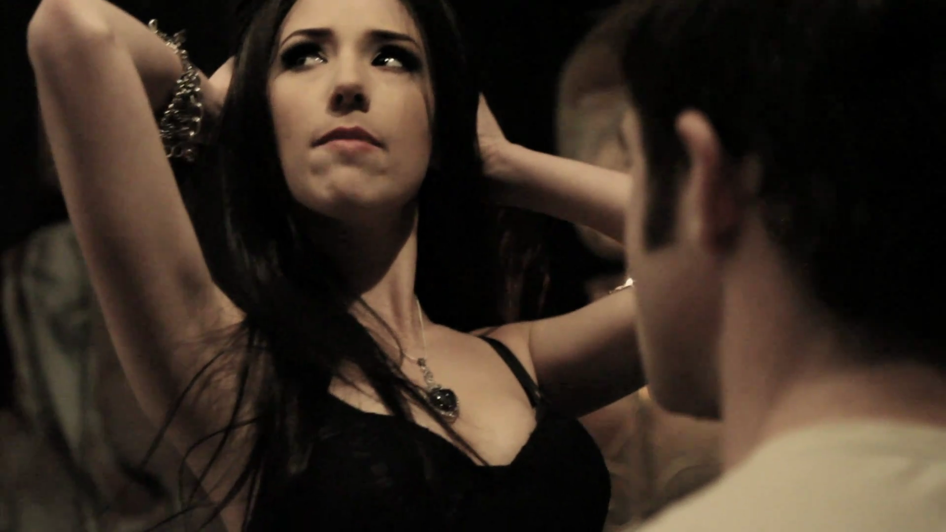 VampireDiariesWorld_dot_org-TheHillywoodShowParody0609.png