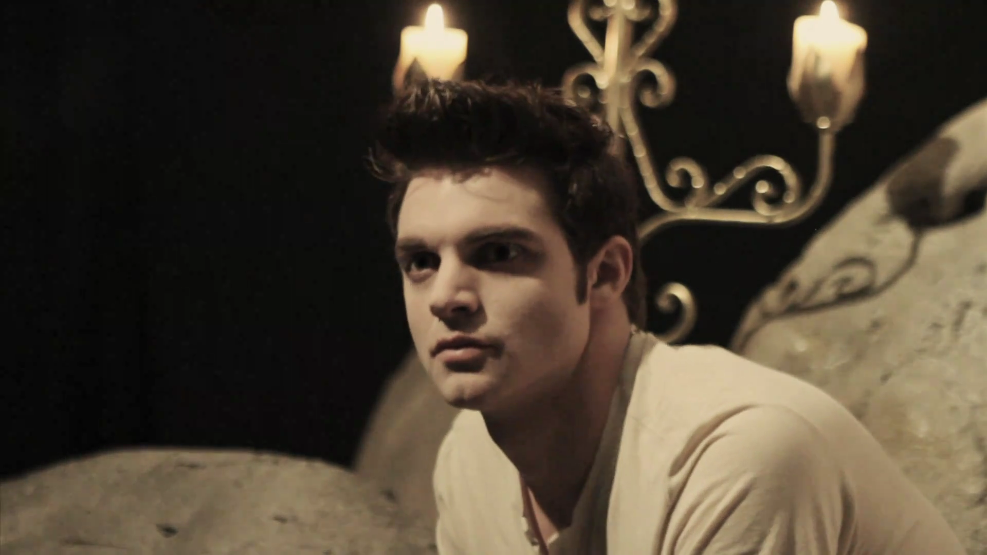 VampireDiariesWorld_dot_org-TheHillywoodShowParody0646.png
