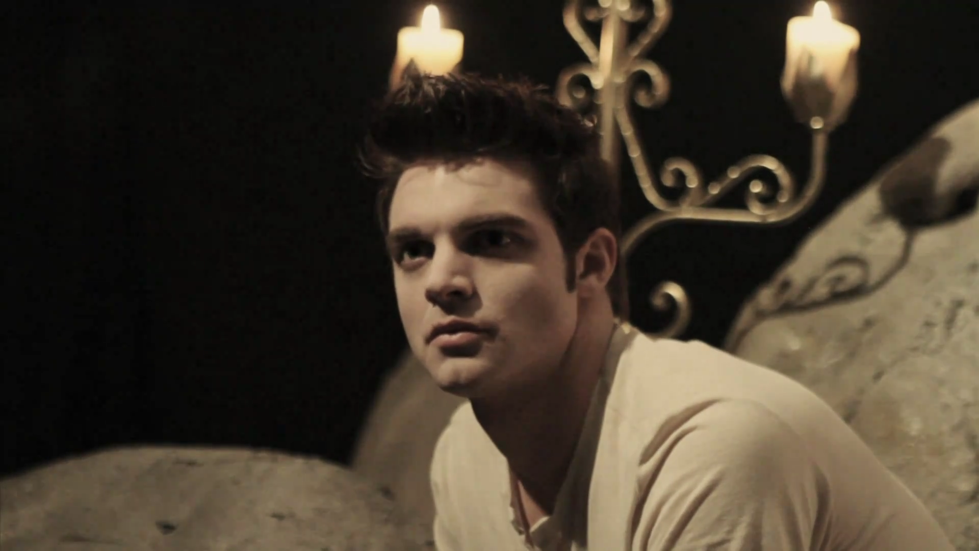 VampireDiariesWorld_dot_org-TheHillywoodShowParody0651.png