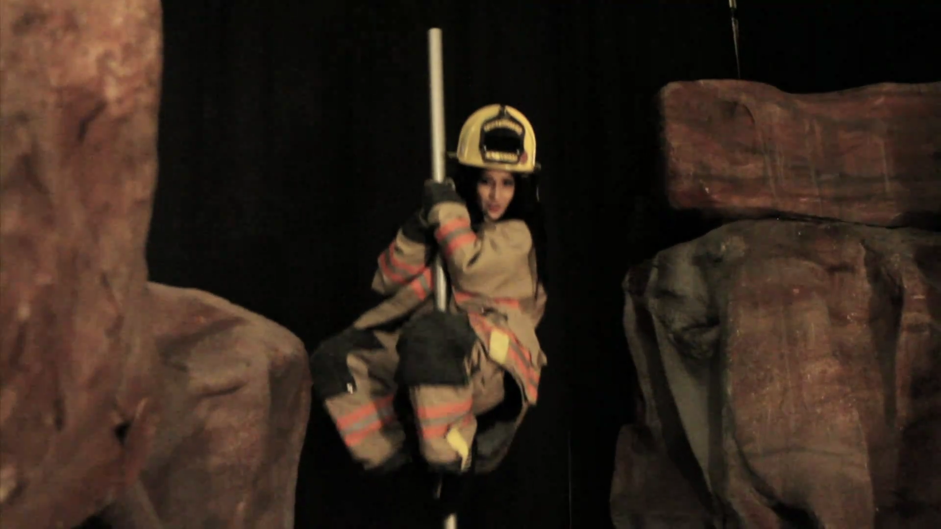 VampireDiariesWorld_dot_org-TheHillywoodShowParody0657.png