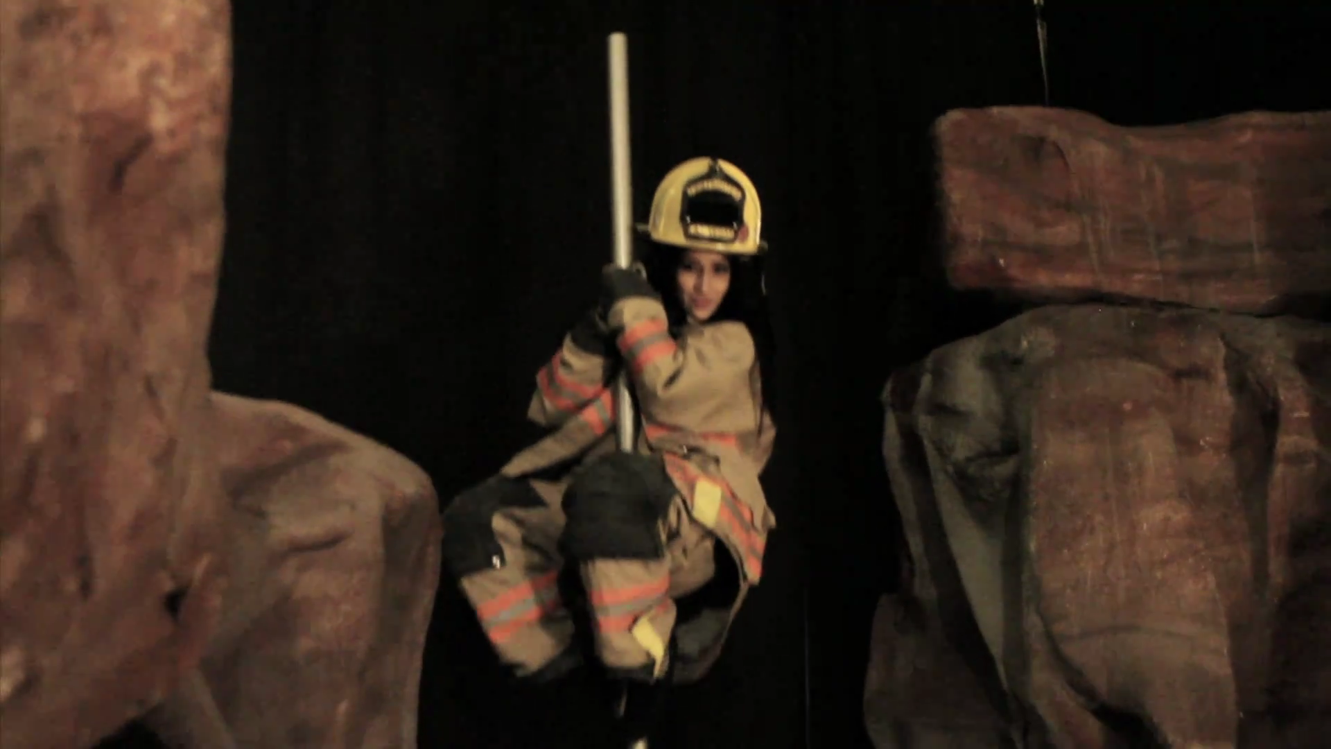VampireDiariesWorld_dot_org-TheHillywoodShowParody0658.png