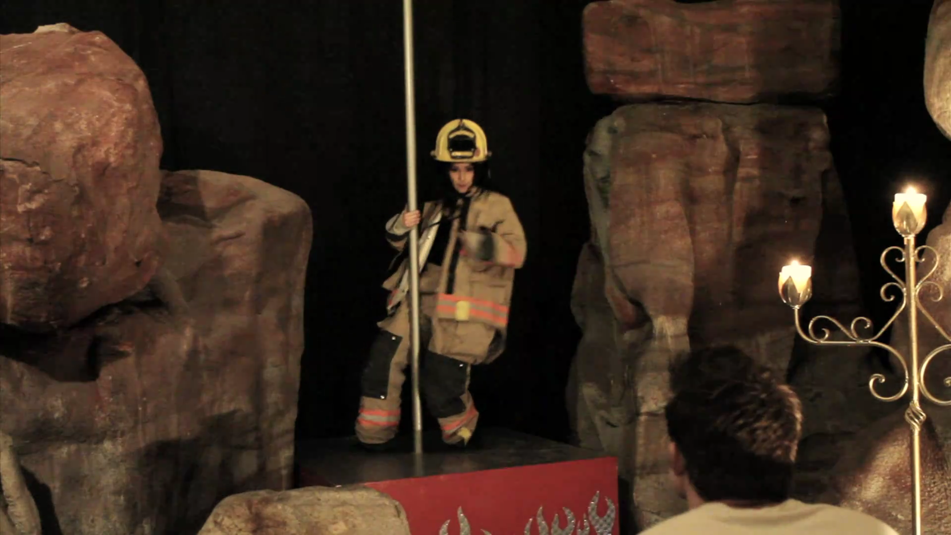 VampireDiariesWorld_dot_org-TheHillywoodShowParody0678.png VampireDiariesWorld_dot_org-TheHillywoodShowParody0678.png