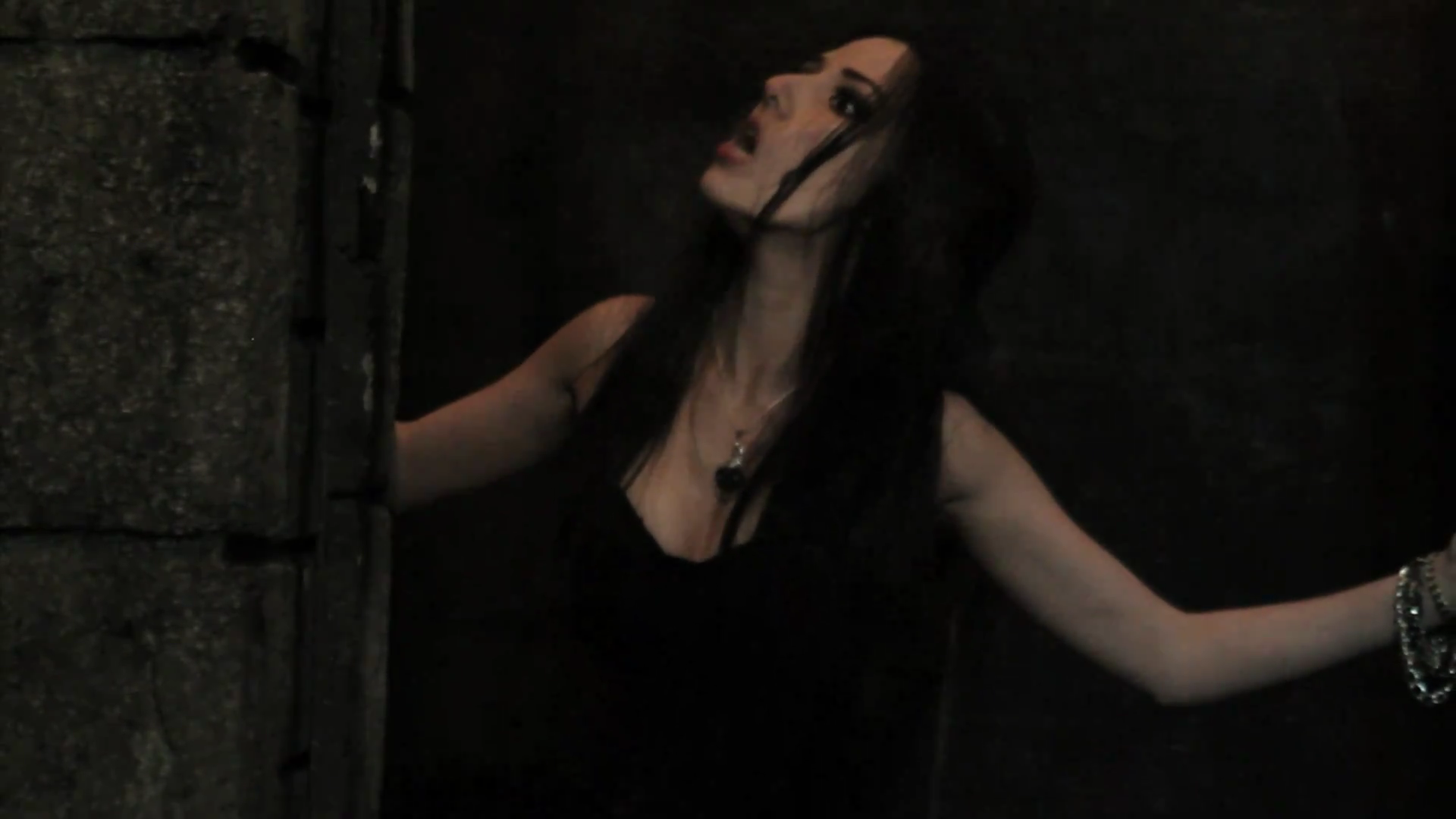 VampireDiariesWorld_dot_org-TheHillywoodShowParody0727.png