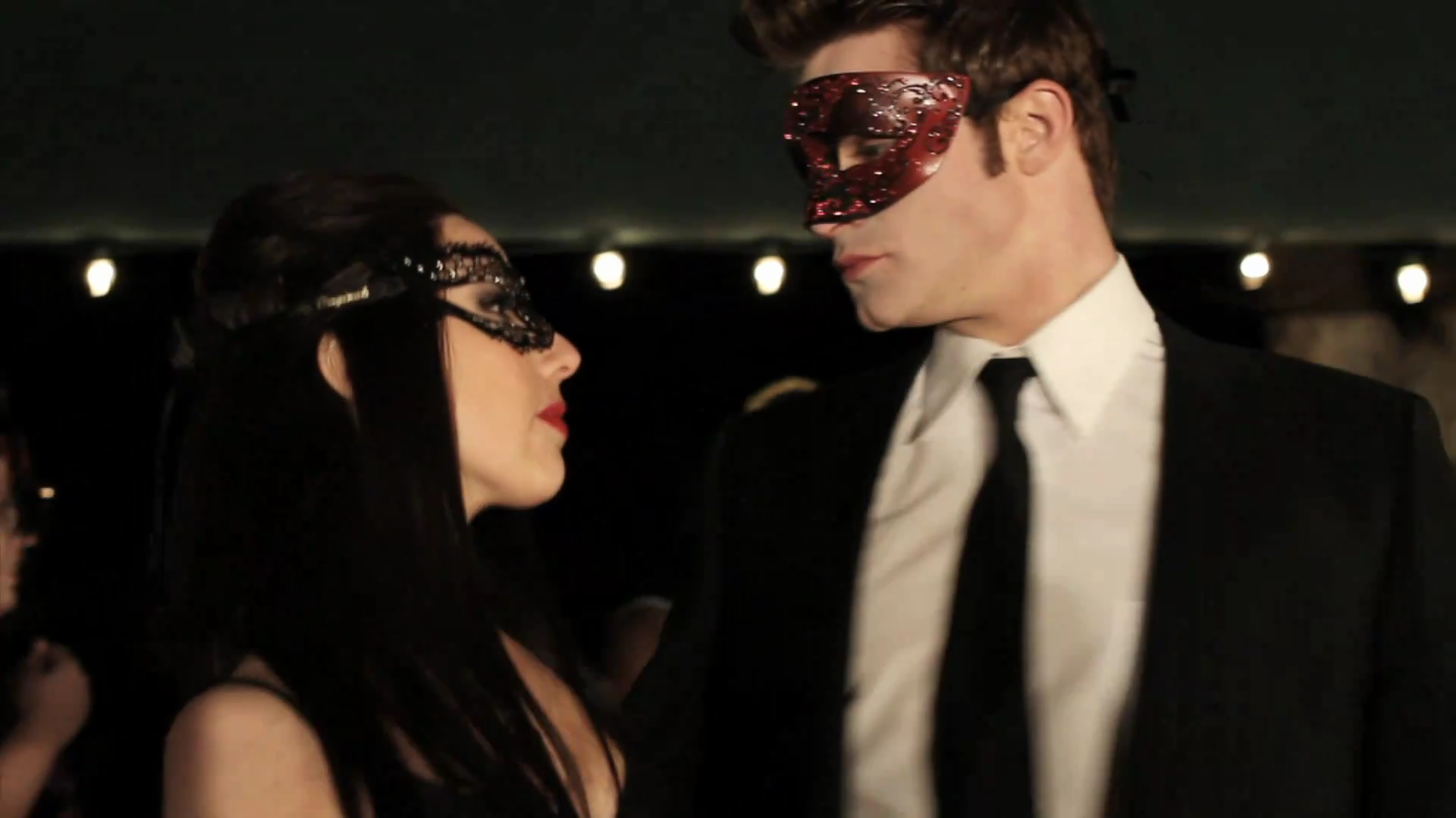 VampireDiariesWorld_dot_org-TheHillywoodShowParody0751.png