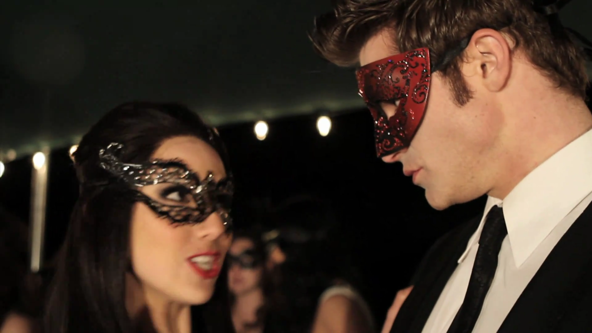 VampireDiariesWorld_dot_org-TheHillywoodShowParody0757.png