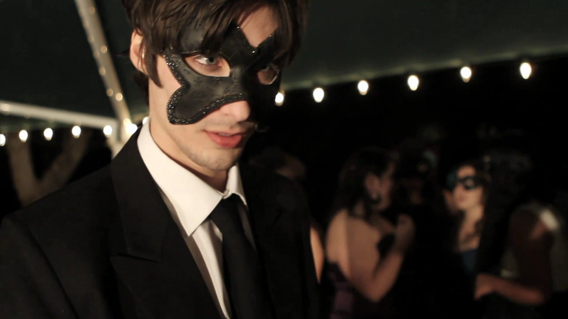 VampireDiariesWorld_dot_org-TheHillywoodShowParody0770.png