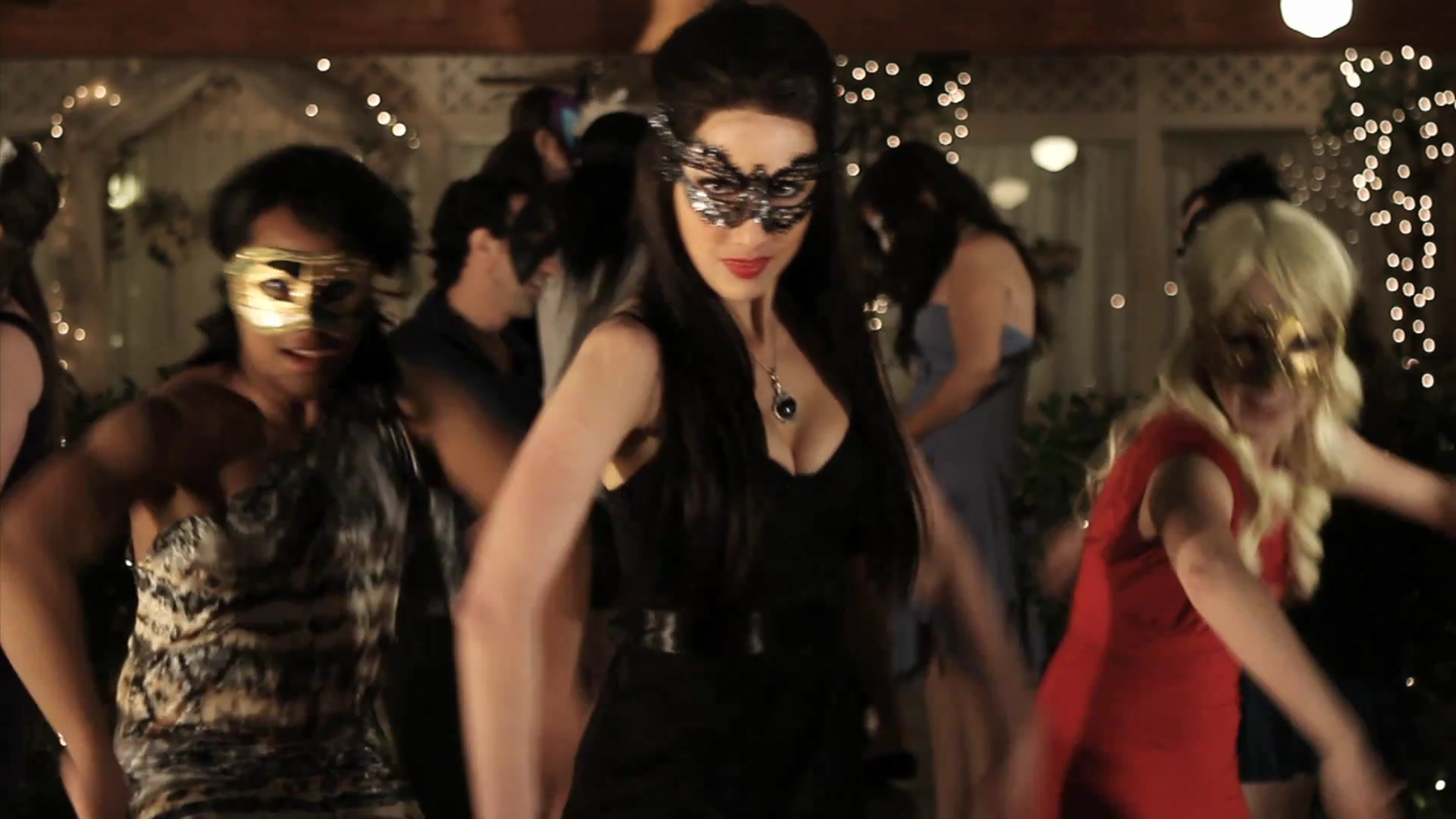 VampireDiariesWorld_dot_org-TheHillywoodShowParody0775.png