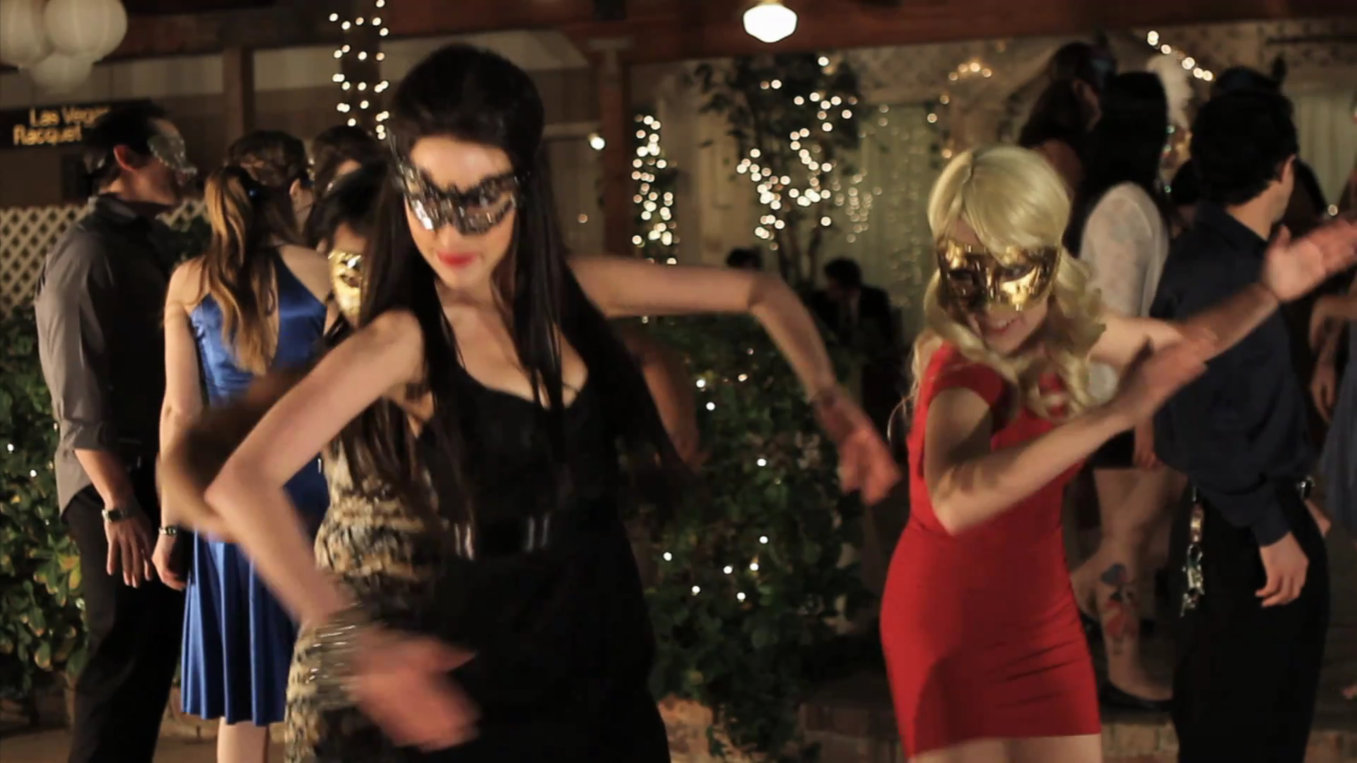 VampireDiariesWorld_dot_org-TheHillywoodShowParody0777.png