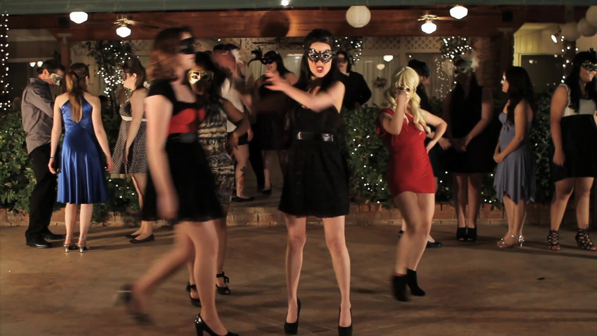 VampireDiariesWorld_dot_org-TheHillywoodShowParody0788.png