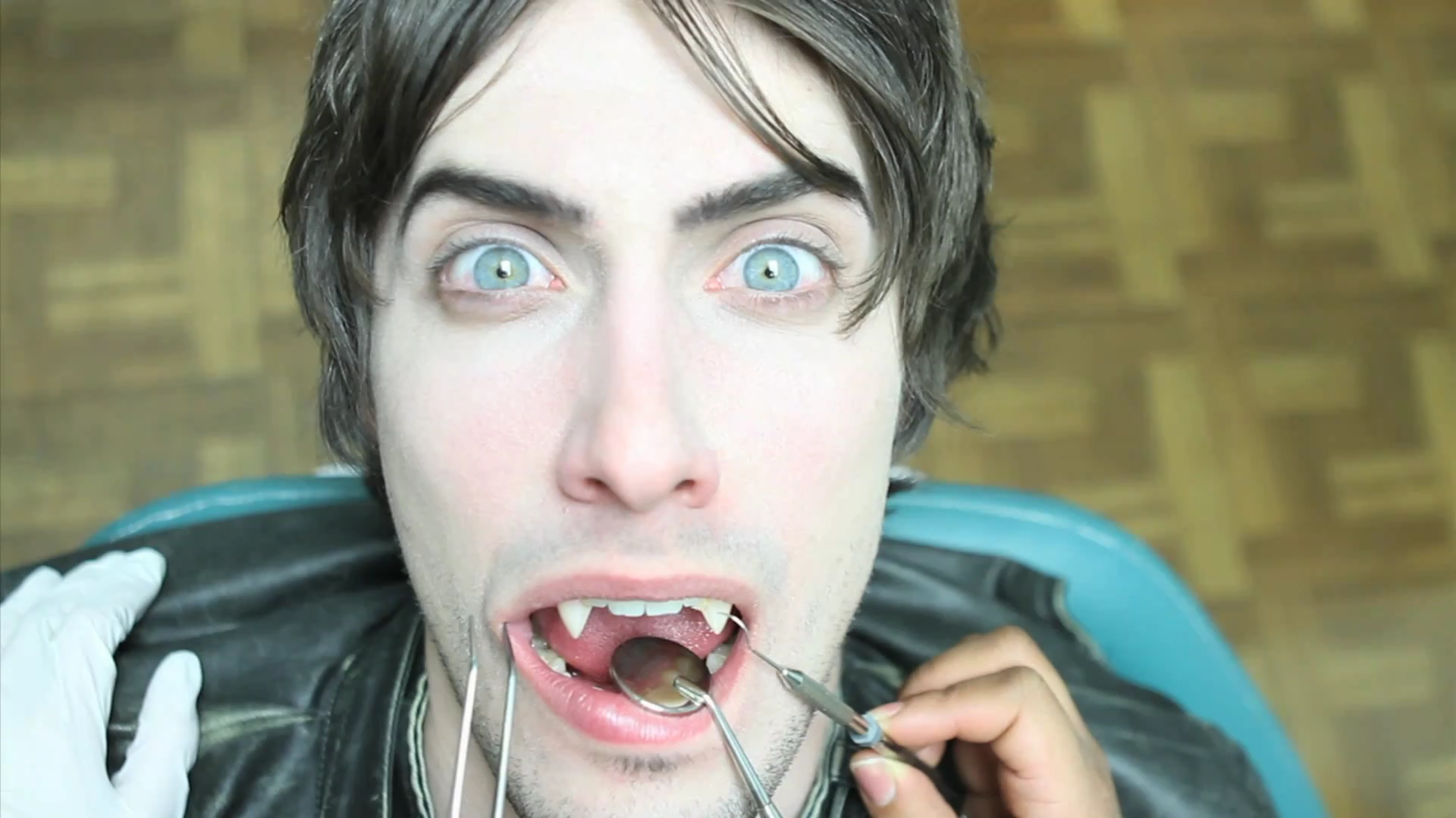 VampireDiariesWorld_dot_org-TheHillywoodShowParody0880.png