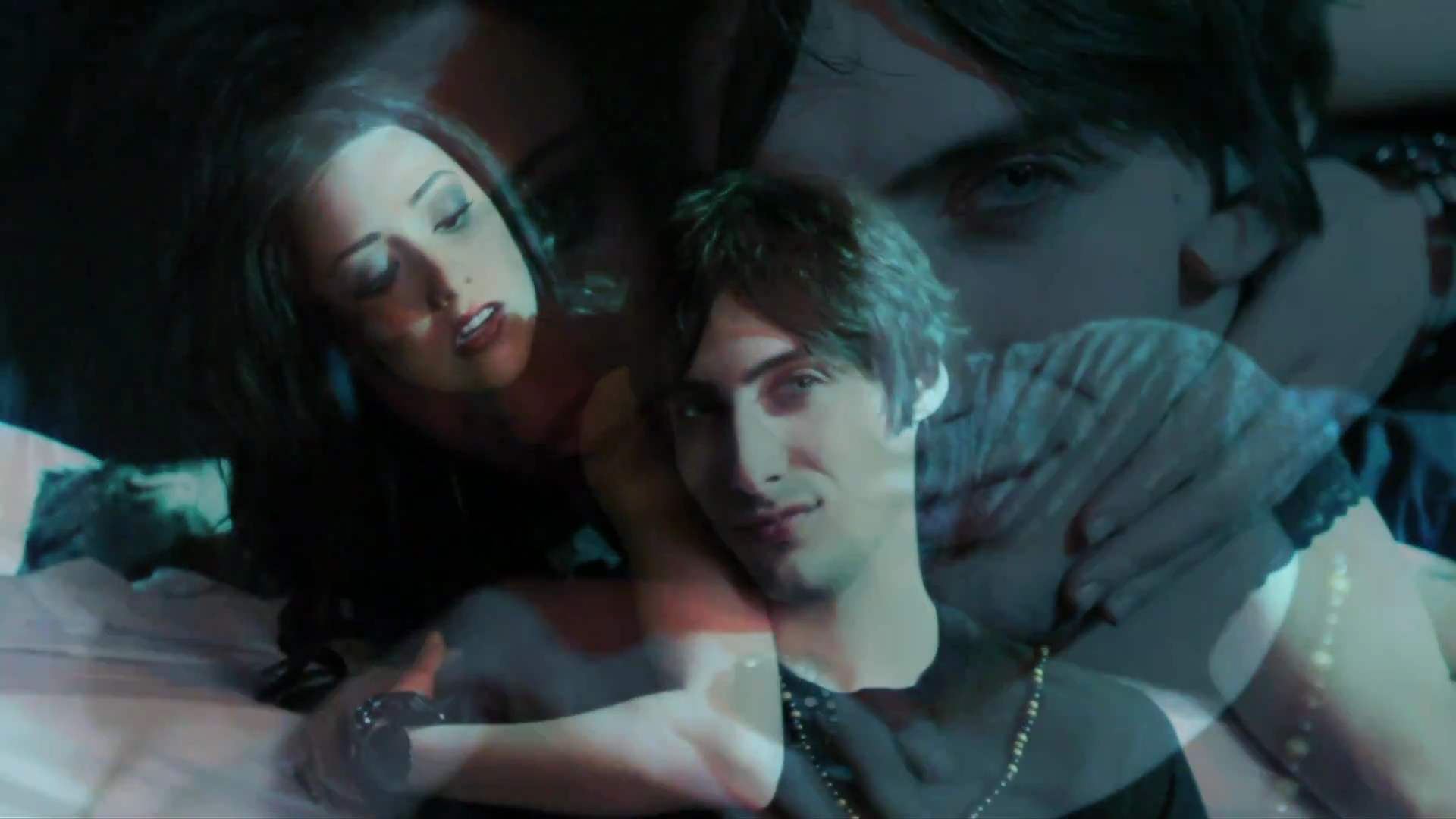 VampireDiariesWorld_dot_org-TheHillywoodShowParody0942.png