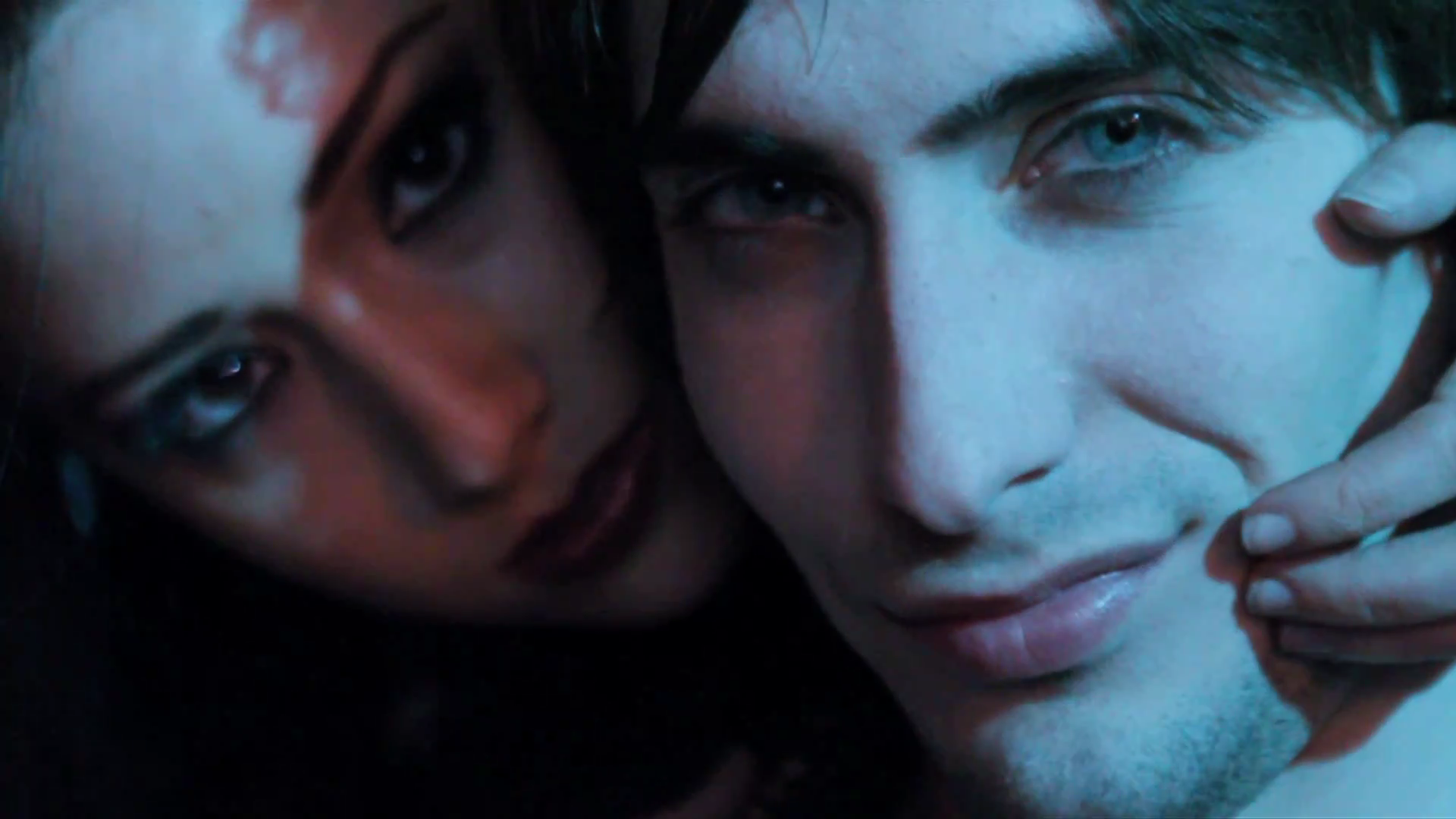 VampireDiariesWorld_dot_org-TheHillywoodShowParody0962.png