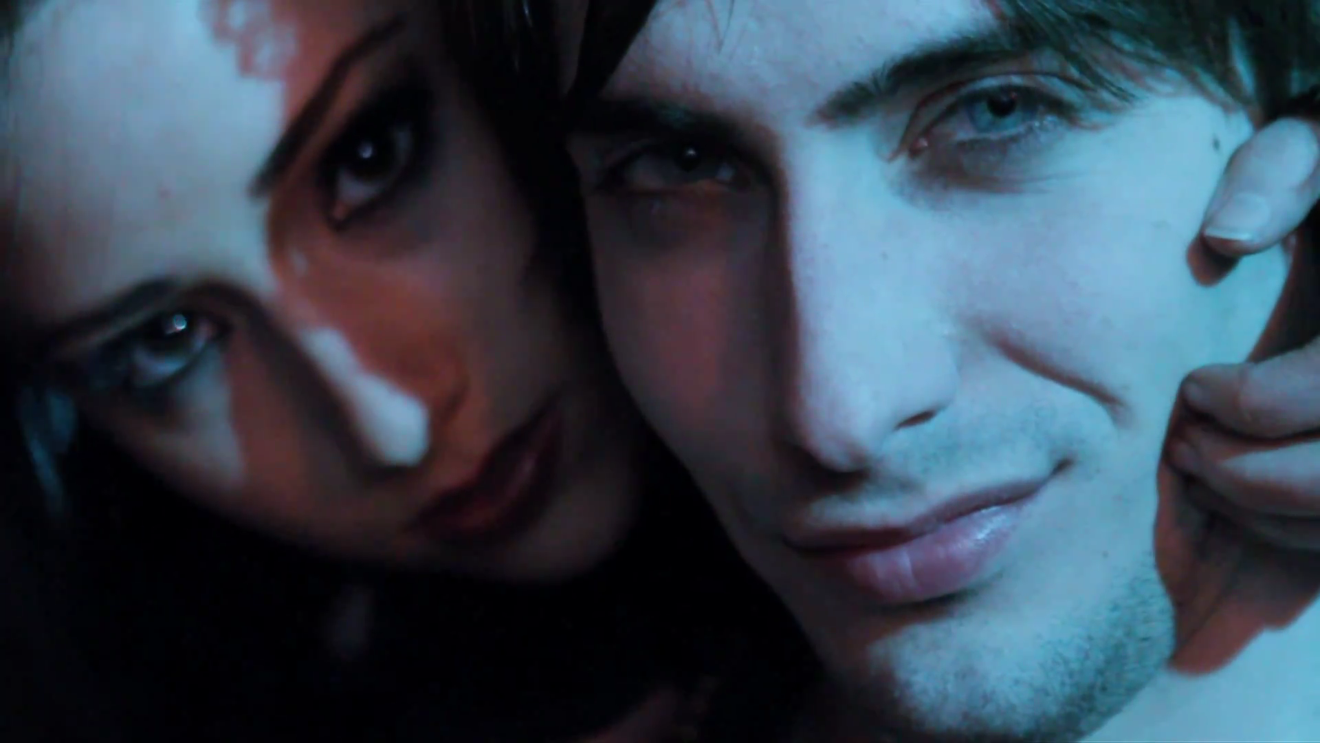 VampireDiariesWorld_dot_org-TheHillywoodShowParody0979.png