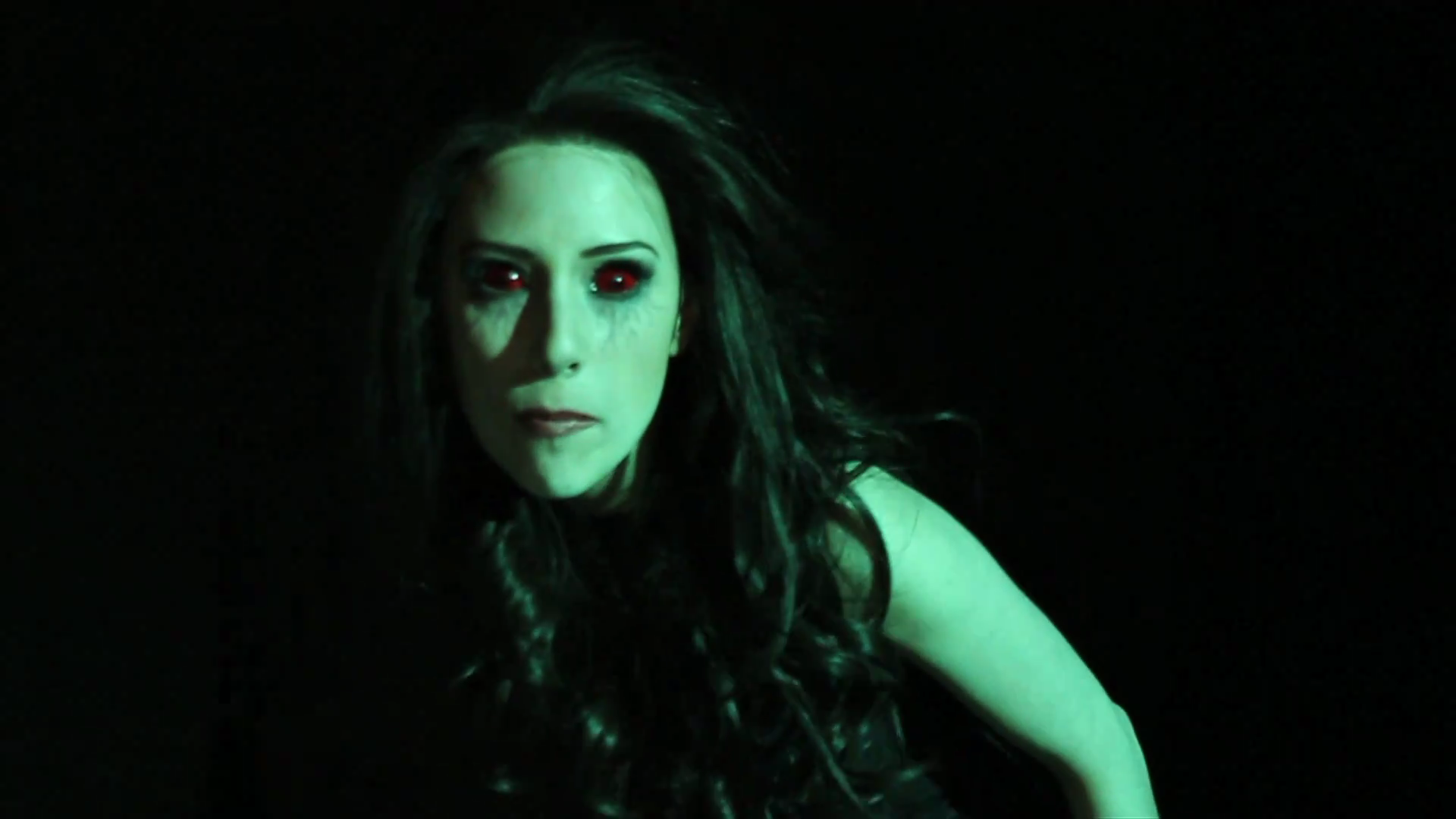 VampireDiariesWorld_dot_org-TheHillywoodShowParody1046.png