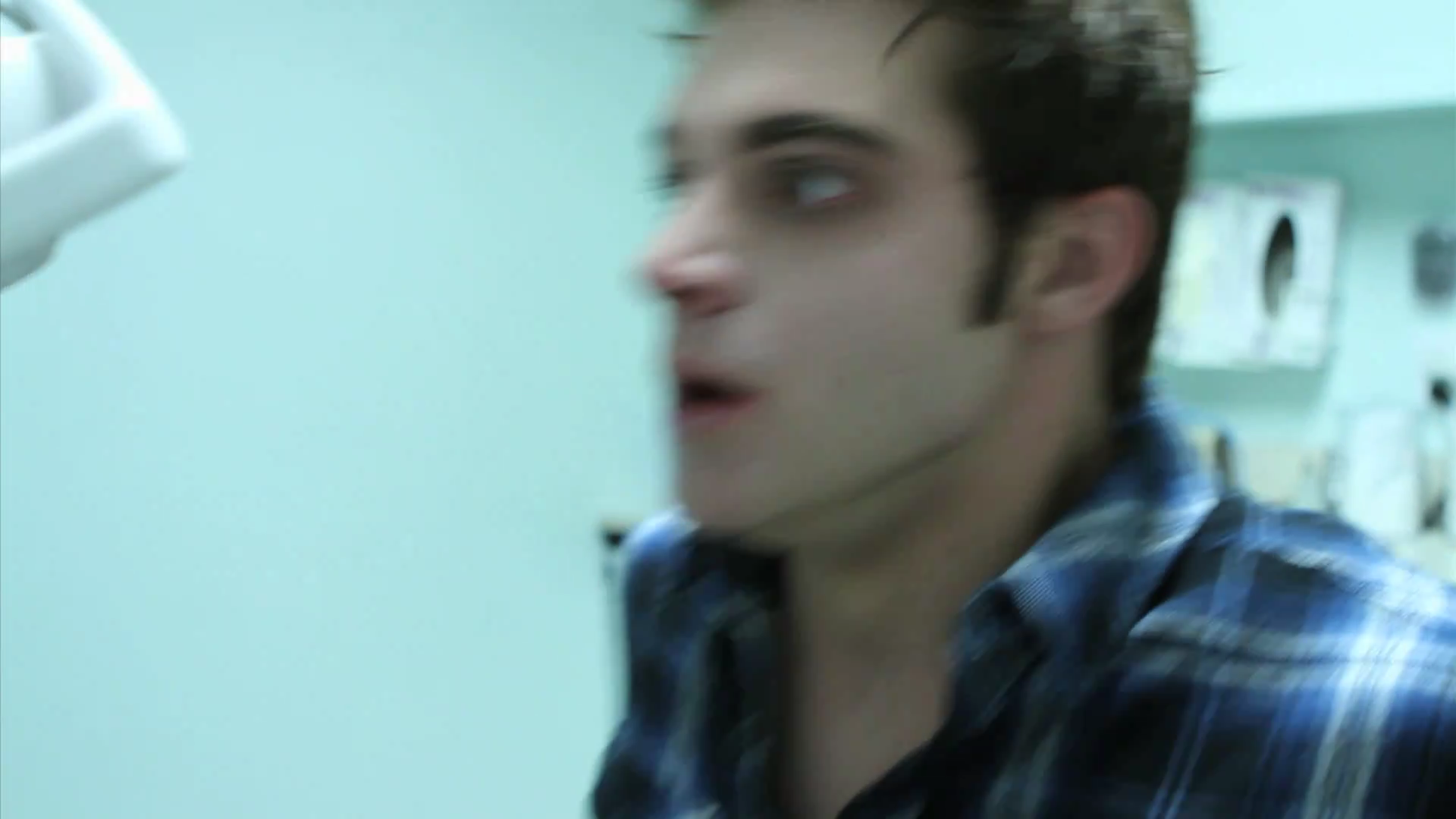 VampireDiariesWorld_dot_org-TheHillywoodShowParody1061.png