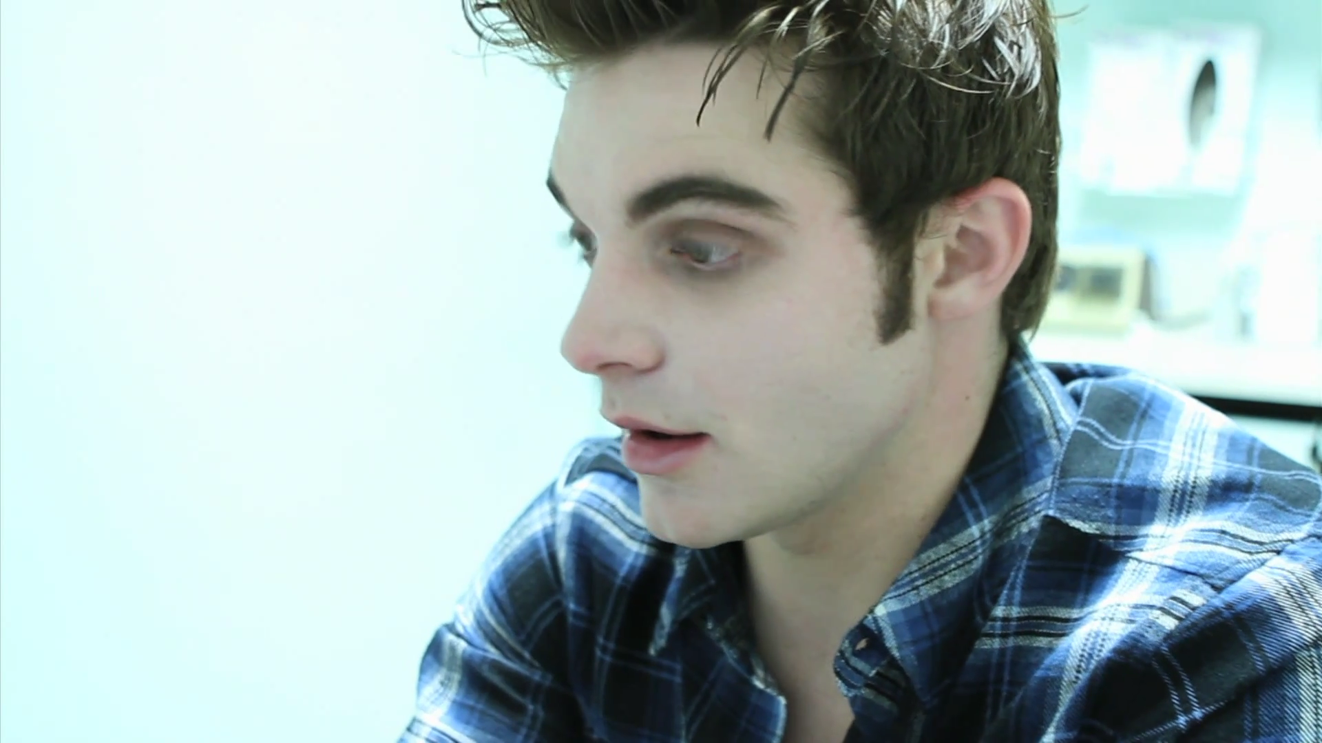 VampireDiariesWorld_dot_org-TheHillywoodShowParody1077.png